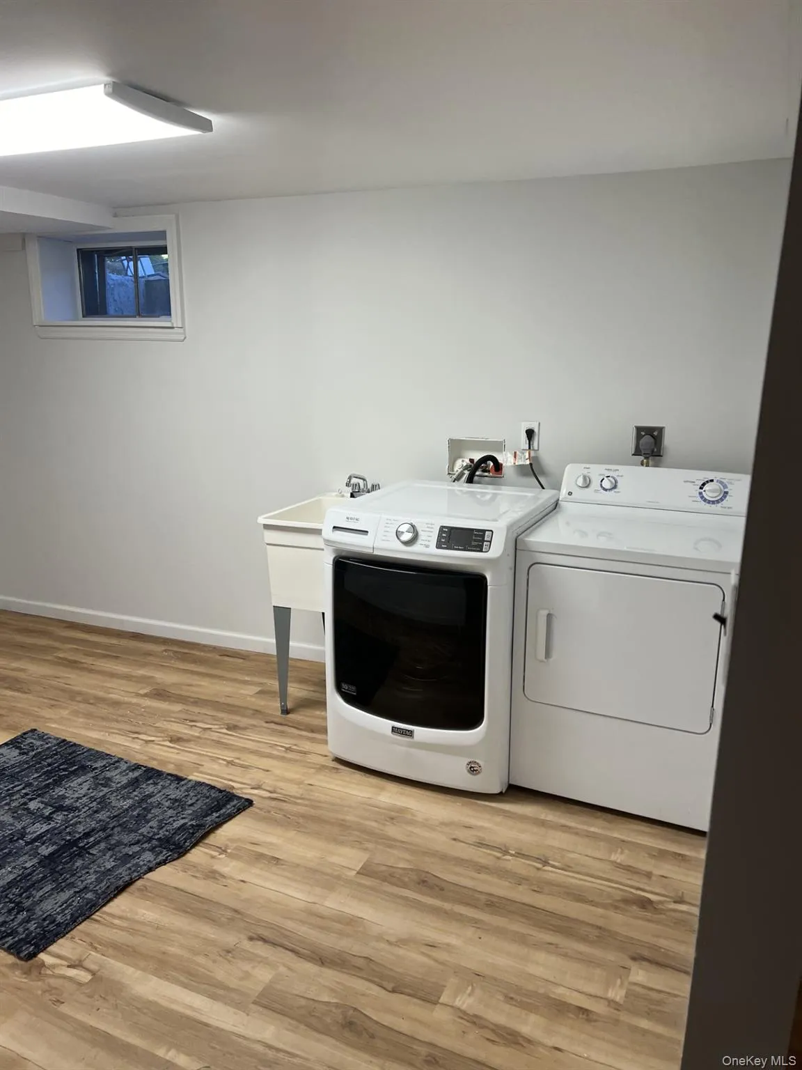 6 Oakridge Drive, Huntington, NY, 3 Bedrooms Bedrooms, 7 Rooms Rooms,2 BathroomsBathrooms,Residential Lease,For Rent,Oakridge,0,1028194 6 Oakridge Drive, Huntington, NY, 3 Bedrooms Bedrooms, 7 Rooms Rooms,2 BathroomsBathrooms,Residential Lease,For Rent,Oakridge,0,1028194