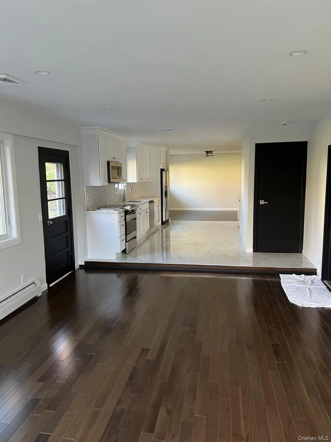 6 Oakridge Drive, Huntington, NY, 3 Bedrooms Bedrooms, 7 Rooms Rooms,2 BathroomsBathrooms,Residential Lease,For Rent,Oakridge,0,1028194 6 Oakridge Drive, Huntington, NY, 3 Bedrooms Bedrooms, 7 Rooms Rooms,2 BathroomsBathrooms,Residential Lease,For Rent,Oakridge,0,1028194