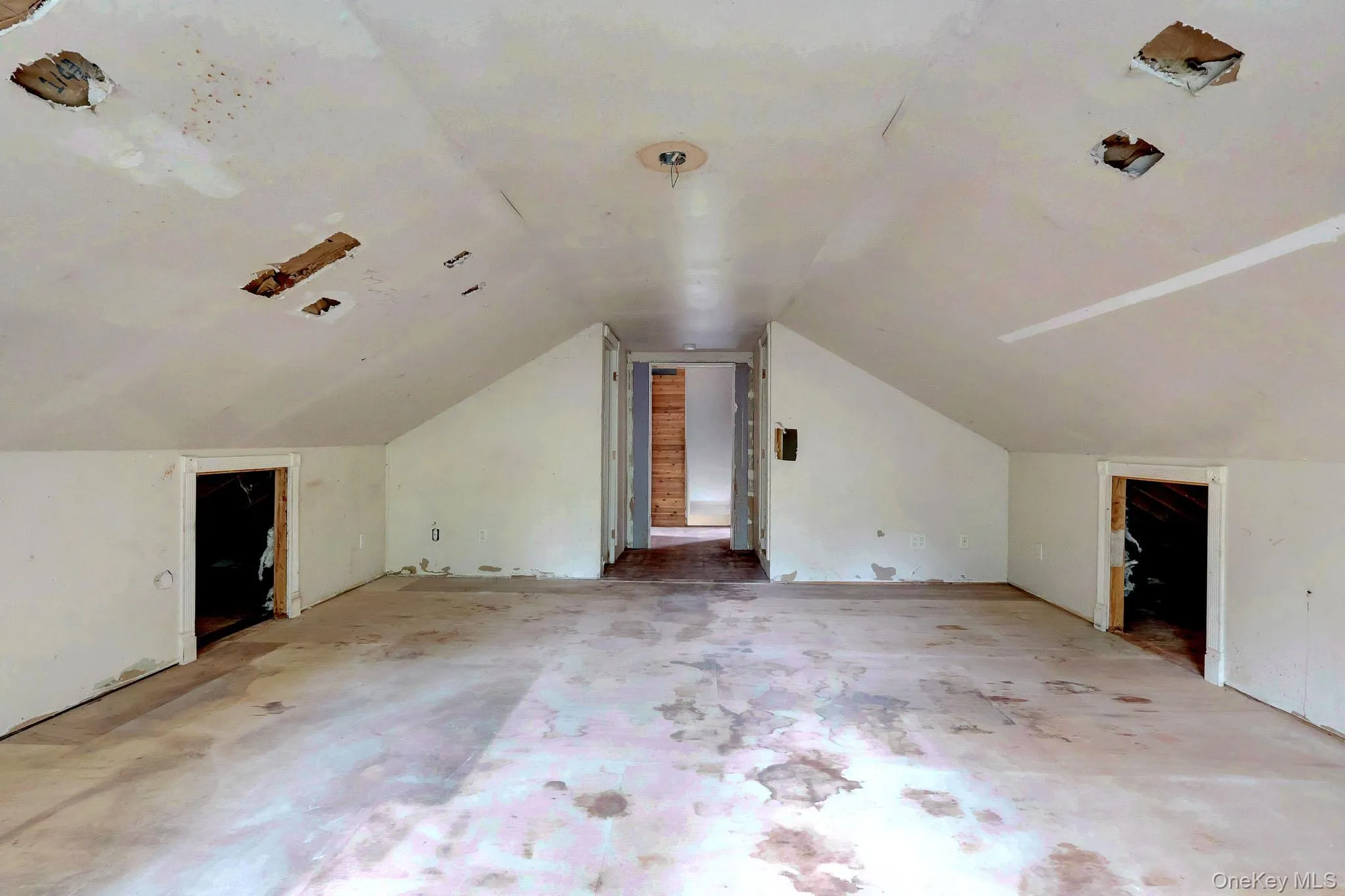 34 Thorburn Avenue, Brookhaven, NY, 5 Bedrooms Bedrooms, 9 Rooms Rooms,2 BathroomsBathrooms,Residential,For Rent,Thorburn,0,1028196 34 Thorburn Avenue, Brookhaven, NY, 5 Bedrooms Bedrooms, 9 Rooms Rooms,2 BathroomsBathrooms,Residential,For Rent,Thorburn,0,1028196