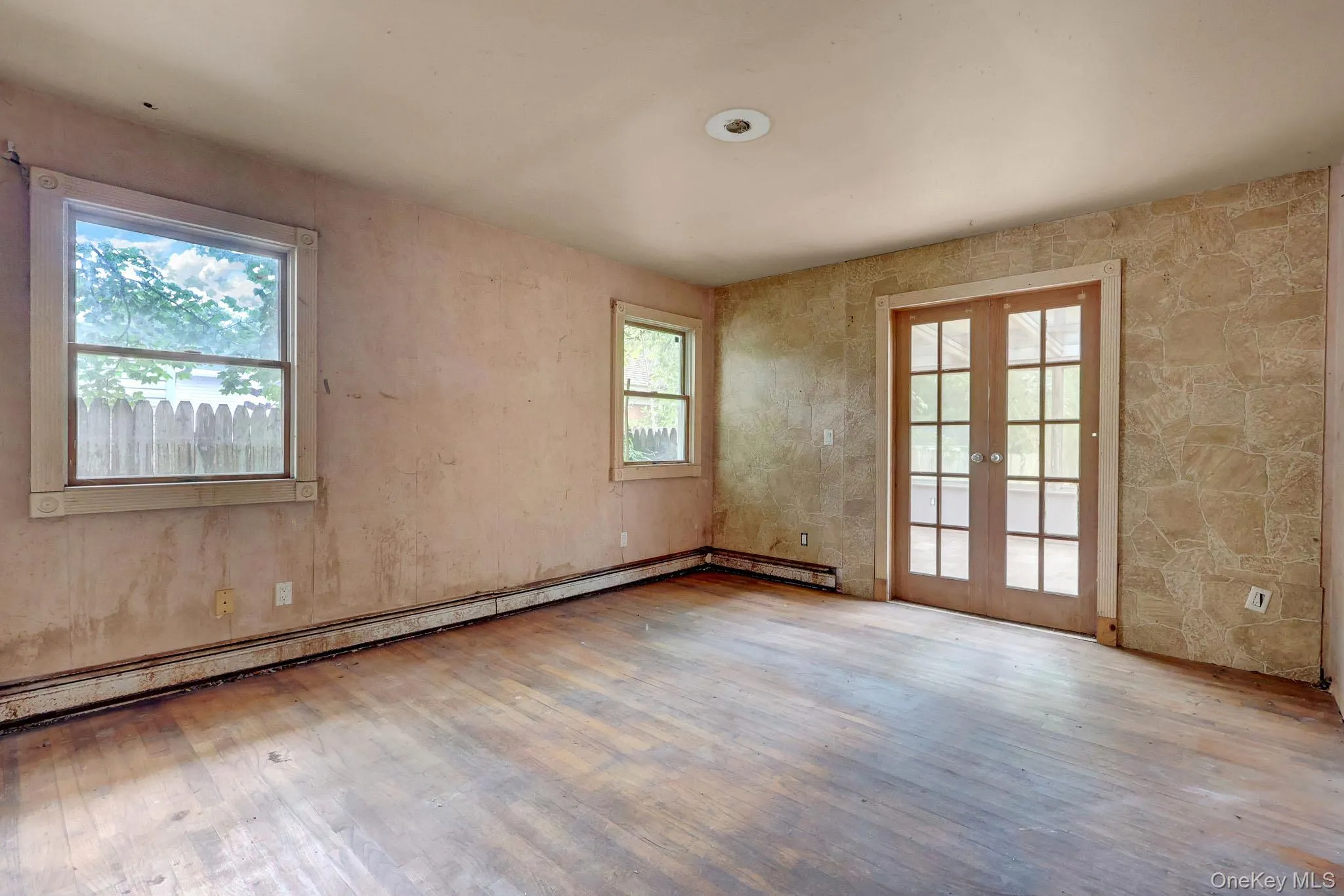 34 Thorburn Avenue, Brookhaven, NY, 5 Bedrooms Bedrooms, 9 Rooms Rooms,2 BathroomsBathrooms,Residential,For Rent,Thorburn,0,1028196 34 Thorburn Avenue, Brookhaven, NY, 5 Bedrooms Bedrooms, 9 Rooms Rooms,2 BathroomsBathrooms,Residential,For Rent,Thorburn,0,1028196