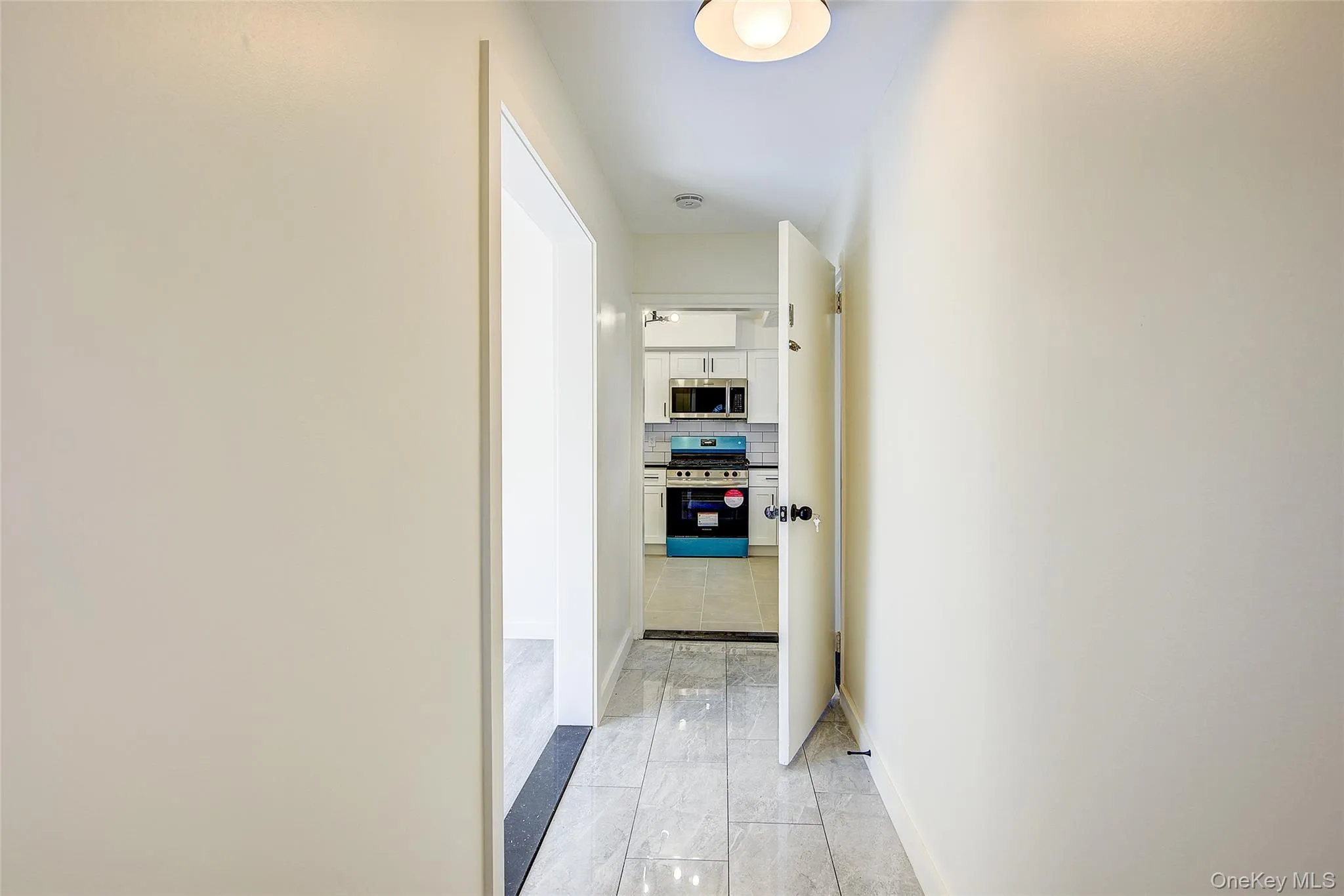 Entrance/Hallway Entrance/Hallway