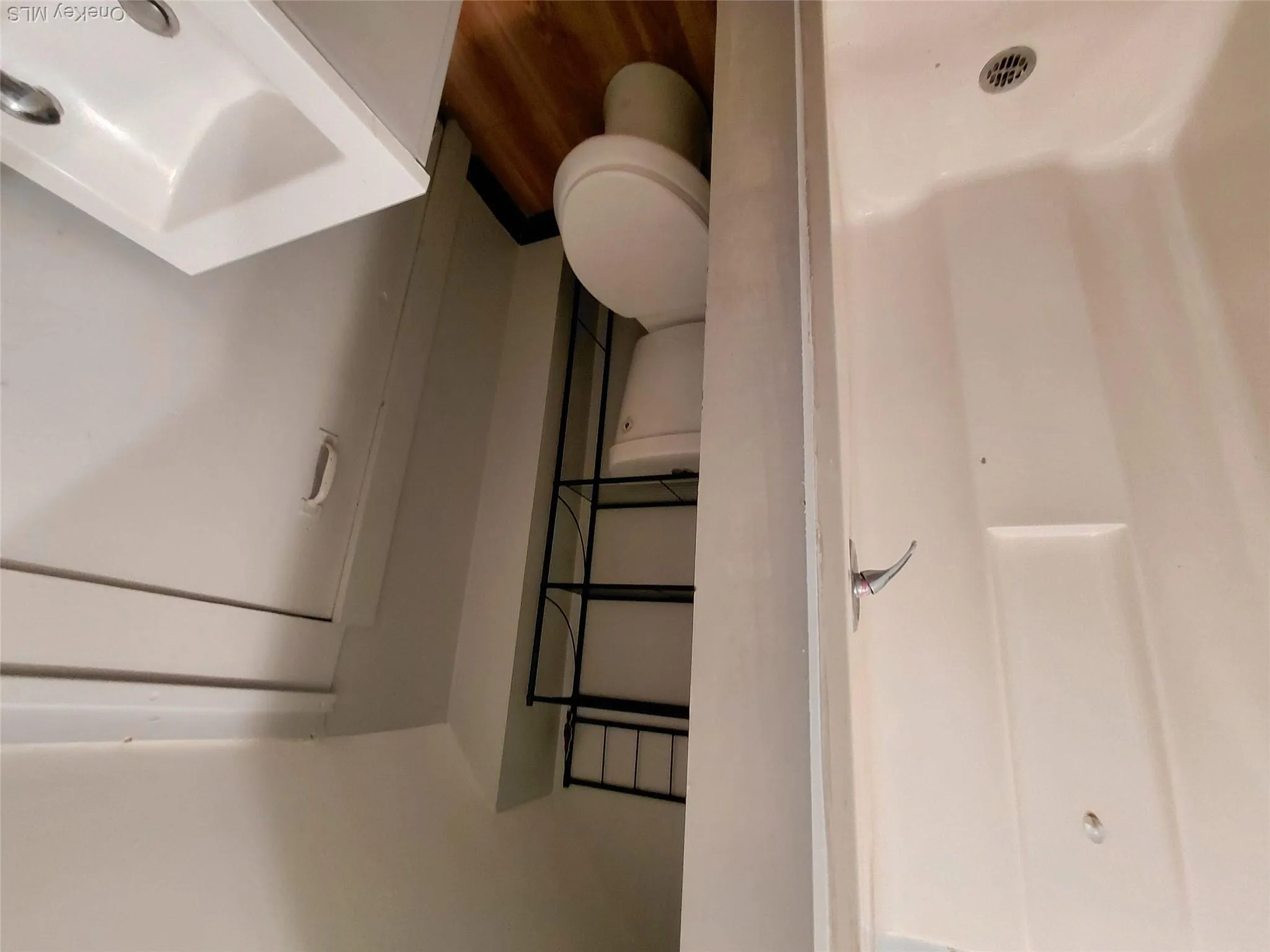 67A Greenkill Avenue, Kingston, NY, 1 Bedroom Bedrooms, 3 Rooms Rooms,1 BathroomBathrooms,Residential Lease,For Rent,Greenkill,0,1028208 67A Greenkill Avenue, Kingston, NY, 1 Bedroom Bedrooms, 3 Rooms Rooms,1 BathroomBathrooms,Residential Lease,For Rent,Greenkill,0,1028208