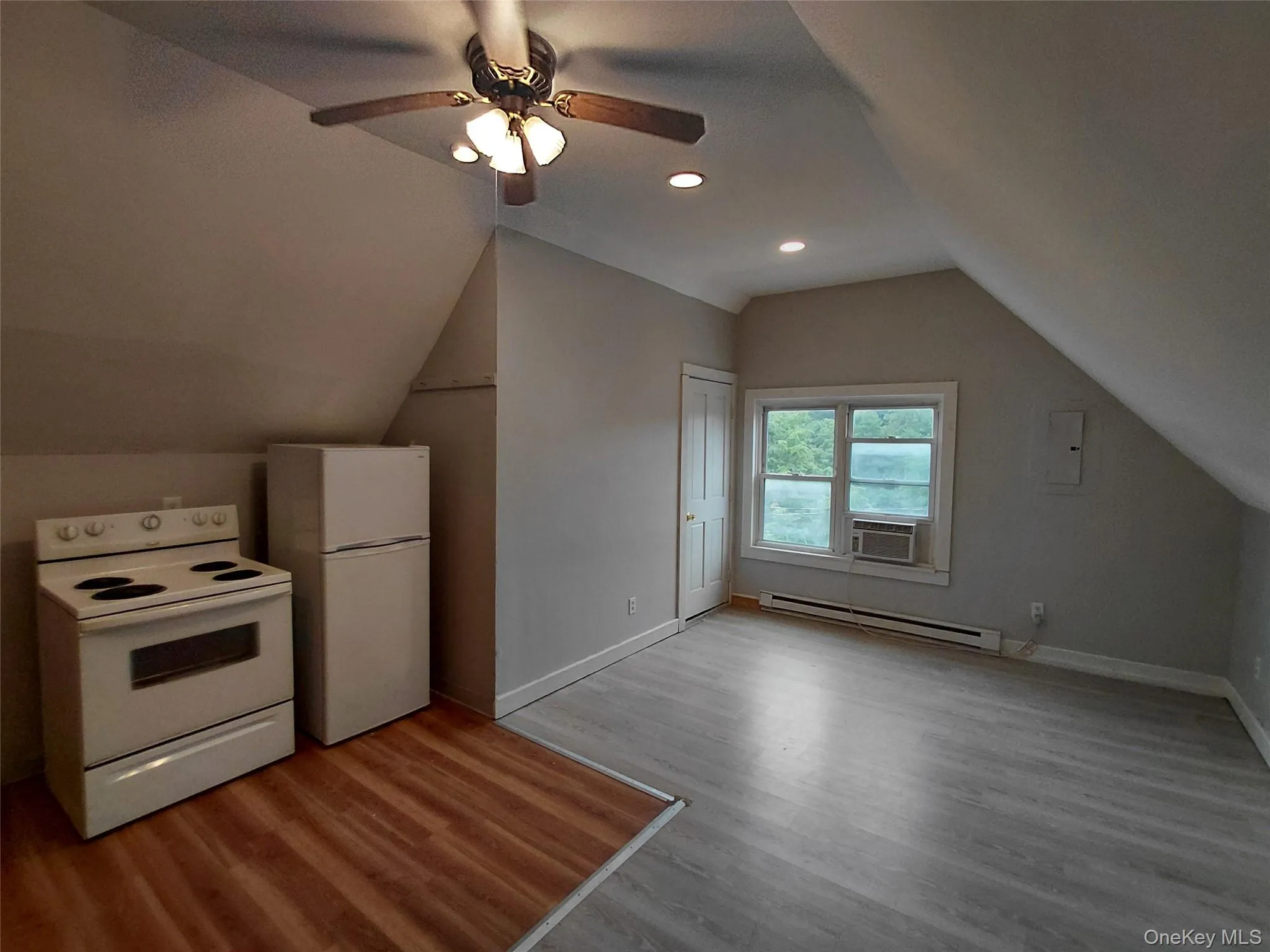67A Greenkill Avenue, Kingston, NY, 1 Bedroom Bedrooms, 3 Rooms Rooms,1 BathroomBathrooms,Residential Lease,For Rent,Greenkill,0,1028208 67A Greenkill Avenue, Kingston, NY, 1 Bedroom Bedrooms, 3 Rooms Rooms,1 BathroomBathrooms,Residential Lease,For Rent,Greenkill,0,1028208