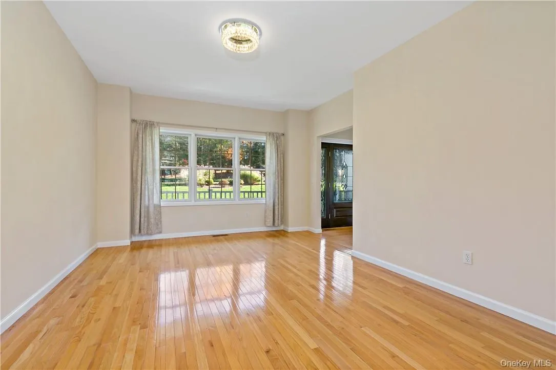 2301 Mohansic Avenue, Yorktown, NY, 4 Bedrooms Bedrooms, 10 Rooms Rooms,2 BathroomsBathrooms,Residential Lease,For Rent,Mohansic,0,1028218 2301 Mohansic Avenue, Yorktown, NY, 4 Bedrooms Bedrooms, 10 Rooms Rooms,2 BathroomsBathrooms,Residential Lease,For Rent,Mohansic,0,1028218