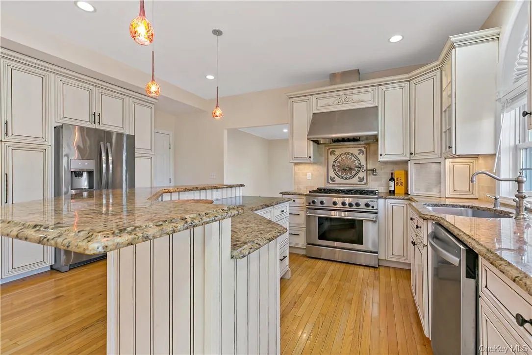 2301 Mohansic Avenue, Yorktown, NY, 4 Bedrooms Bedrooms, 10 Rooms Rooms,2 BathroomsBathrooms,Residential Lease,For Rent,Mohansic,0,1028218 2301 Mohansic Avenue, Yorktown, NY, 4 Bedrooms Bedrooms, 10 Rooms Rooms,2 BathroomsBathrooms,Residential Lease,For Rent,Mohansic,0,1028218