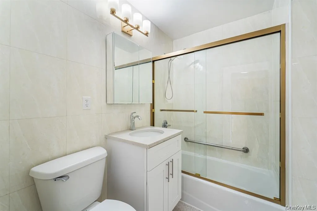 4135 67th Street, New York, NY, 1 Bedroom Bedrooms, 3 Rooms Rooms,1 BathroomBathrooms,Residential,For Rent,67th,0,1028223 4135 67th Street, New York, NY, 1 Bedroom Bedrooms, 3 Rooms Rooms,1 BathroomBathrooms,Residential,For Rent,67th,0,1028223