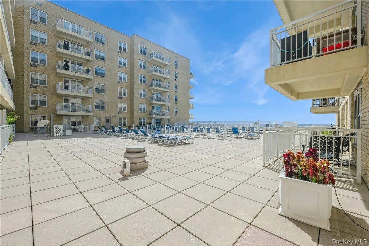 700 Shore Road, Long Beach, NY, 3 Rooms Rooms,1 BathroomBathrooms,Residential,For Rent,Shore,0,1028230 700 Shore Road, Long Beach, NY, 3 Rooms Rooms,1 BathroomBathrooms,Residential,For Rent,Shore,0,1028230