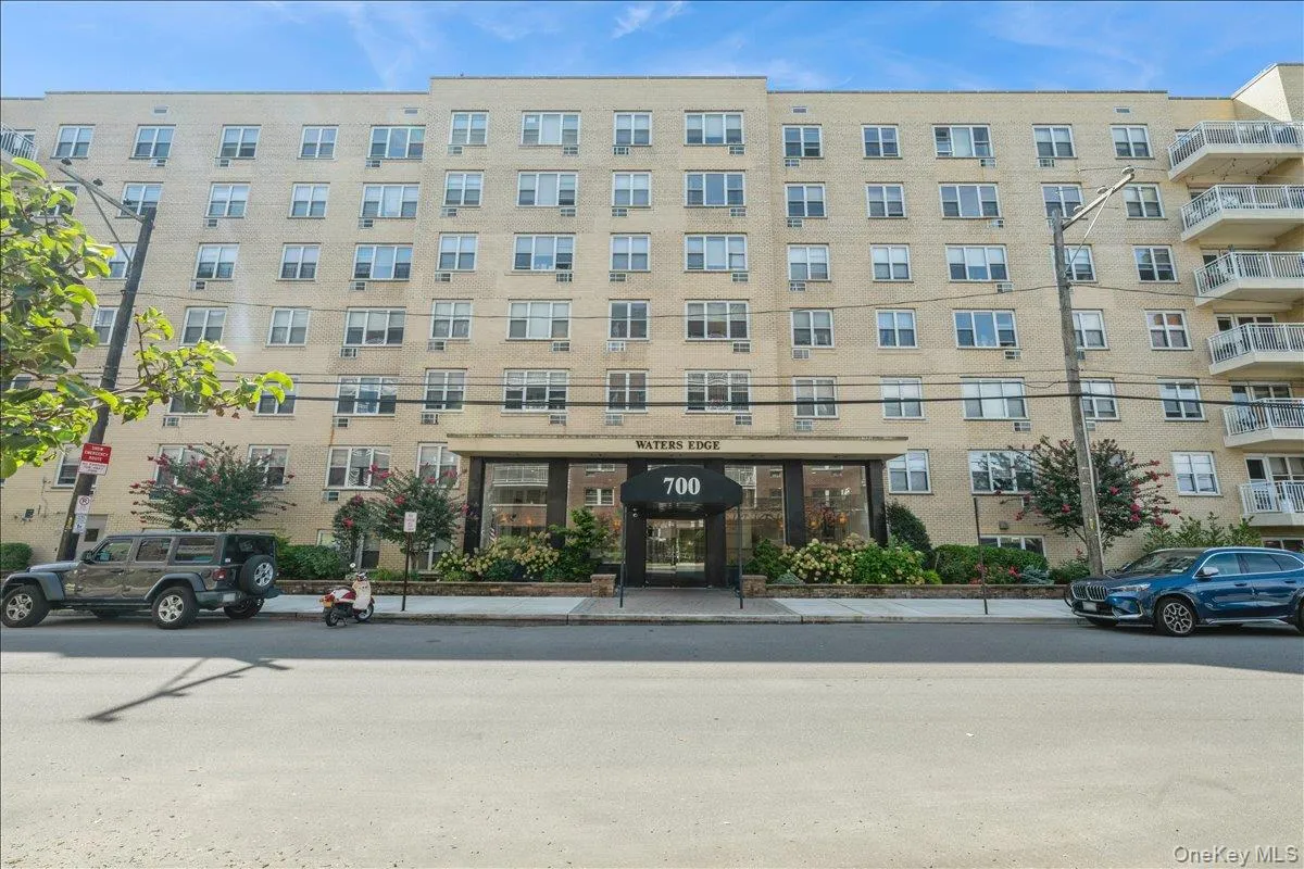 700 Shore Road, Long Beach, NY, 3 Rooms Rooms,1 BathroomBathrooms,Residential,For Rent,Shore,0,1028230 700 Shore Road, Long Beach, NY, 3 Rooms Rooms,1 BathroomBathrooms,Residential,For Rent,Shore,0,1028230