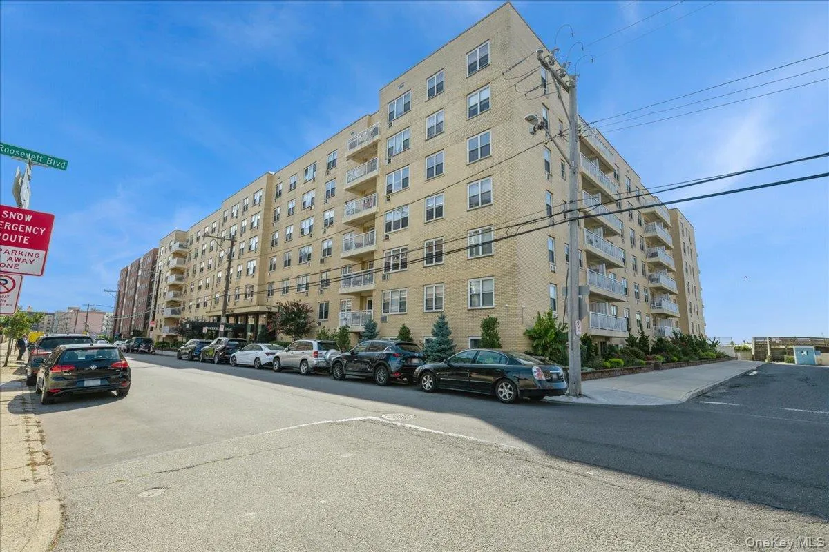 700 Shore Road, Long Beach, NY, 3 Rooms Rooms,1 BathroomBathrooms,Residential,For Rent,Shore,0,1028230 700 Shore Road, Long Beach, NY, 3 Rooms Rooms,1 BathroomBathrooms,Residential,For Rent,Shore,0,1028230