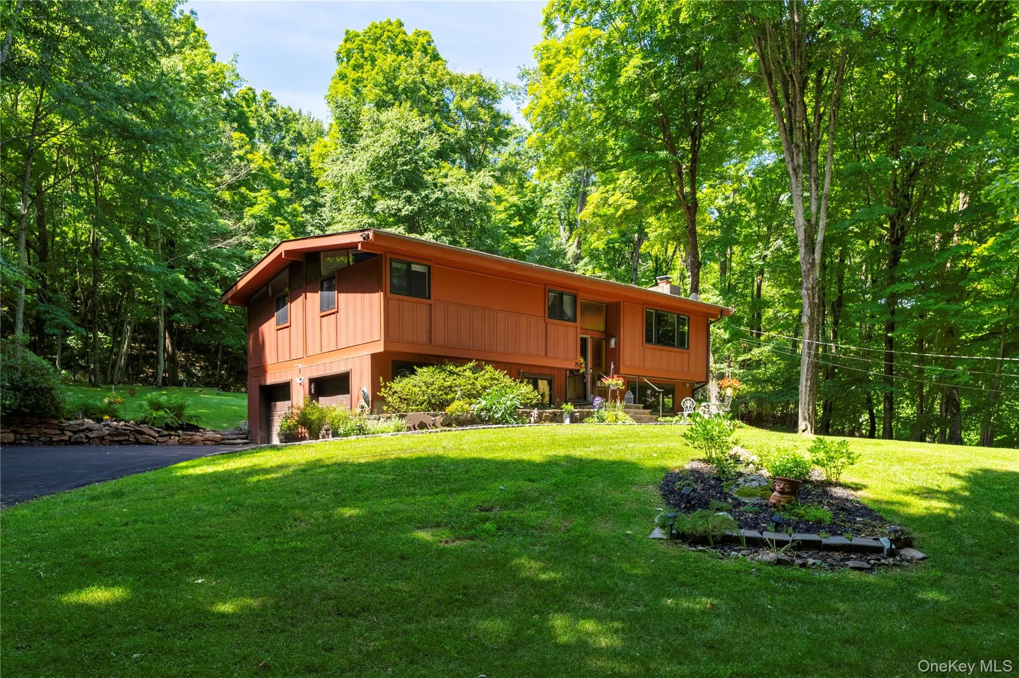 25 Ponderosa Road, Kent, NY, 3 Bedrooms Bedrooms, 9 Rooms Rooms,2 BathroomsBathrooms,Residential,For Rent,Ponderosa,0,1028234 25 Ponderosa Road, Kent, NY, 3 Bedrooms Bedrooms, 9 Rooms Rooms,2 BathroomsBathrooms,Residential,For Rent,Ponderosa,0,1028234