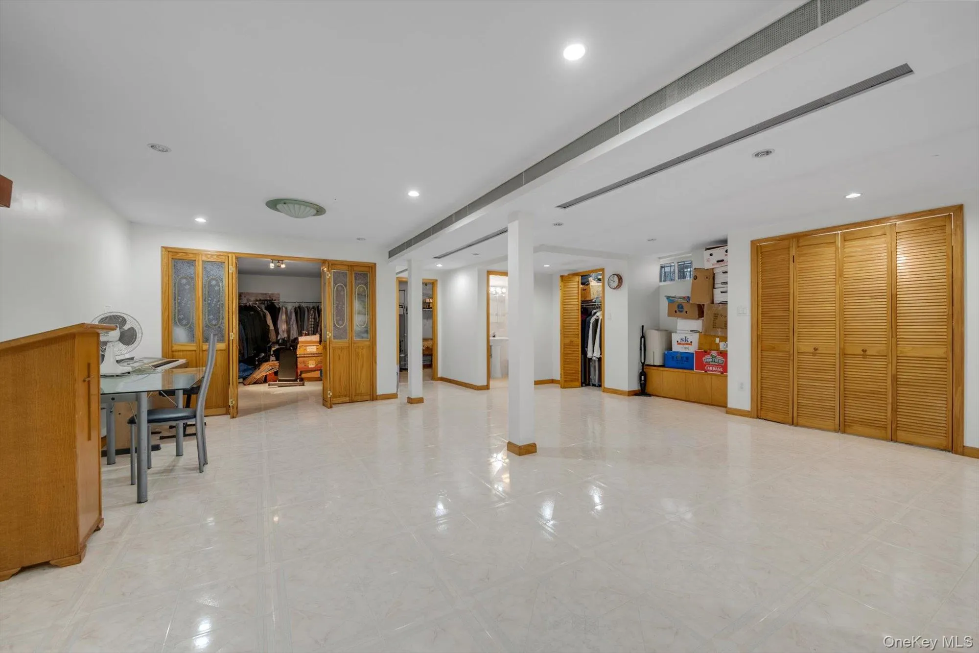5011 175th Street, New York, NY, 3 Bedrooms Bedrooms, 6 Rooms Rooms,3 BathroomsBathrooms,Residential,For Rent,175th,0,1028235 5011 175th Street, New York, NY, 3 Bedrooms Bedrooms, 6 Rooms Rooms,3 BathroomsBathrooms,Residential,For Rent,175th,0,1028235