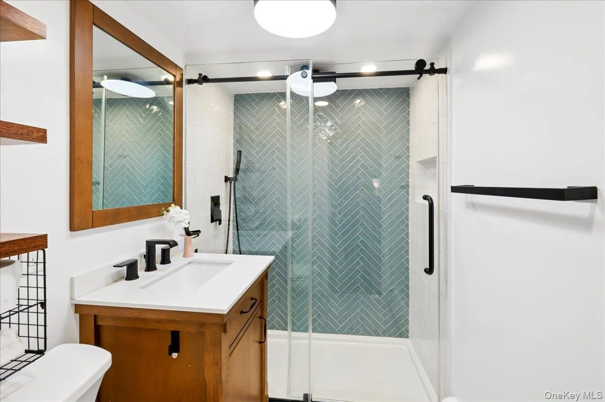 12 Livingston Avenue, Greenburgh, NY, 3 Bedrooms Bedrooms, 6 Rooms Rooms,2 BathroomsBathrooms,Residential,For Rent,Livingston,0,1028239 12 Livingston Avenue, Greenburgh, NY, 3 Bedrooms Bedrooms, 6 Rooms Rooms,2 BathroomsBathrooms,Residential,For Rent,Livingston,0,1028239