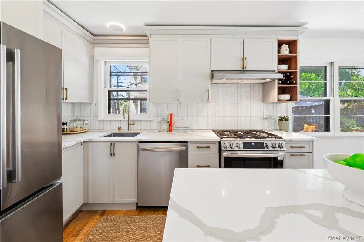 12 Livingston Avenue, Greenburgh, NY, 3 Bedrooms Bedrooms, 6 Rooms Rooms,2 BathroomsBathrooms,Residential,For Rent,Livingston,0,1028239 12 Livingston Avenue, Greenburgh, NY, 3 Bedrooms Bedrooms, 6 Rooms Rooms,2 BathroomsBathrooms,Residential,For Rent,Livingston,0,1028239