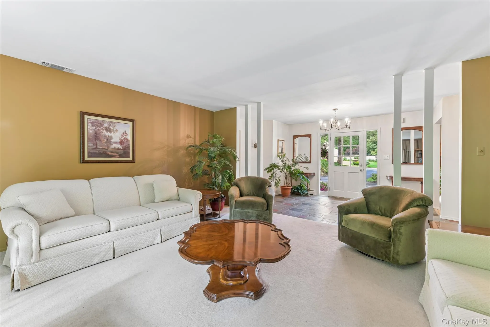 14 Mont Avenue, Huntington, NY, 4 Bedrooms Bedrooms, 9 Rooms Rooms,2 BathroomsBathrooms,Residential,For Rent,Mont,0,1028241 14 Mont Avenue, Huntington, NY, 4 Bedrooms Bedrooms, 9 Rooms Rooms,2 BathroomsBathrooms,Residential,For Rent,Mont,0,1028241