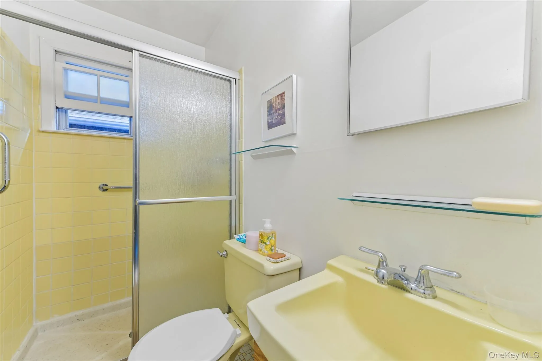 14 Mont Avenue, Huntington, NY, 4 Bedrooms Bedrooms, 9 Rooms Rooms,2 BathroomsBathrooms,Residential,For Rent,Mont,0,1028241 14 Mont Avenue, Huntington, NY, 4 Bedrooms Bedrooms, 9 Rooms Rooms,2 BathroomsBathrooms,Residential,For Rent,Mont,0,1028241