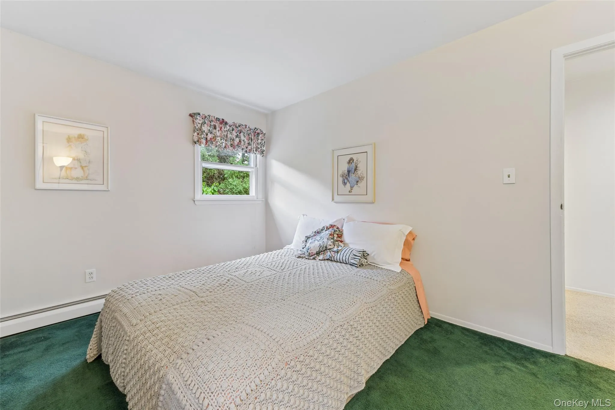 14 Mont Avenue, Huntington, NY, 4 Bedrooms Bedrooms, 9 Rooms Rooms,2 BathroomsBathrooms,Residential,For Rent,Mont,0,1028241 14 Mont Avenue, Huntington, NY, 4 Bedrooms Bedrooms, 9 Rooms Rooms,2 BathroomsBathrooms,Residential,For Rent,Mont,0,1028241