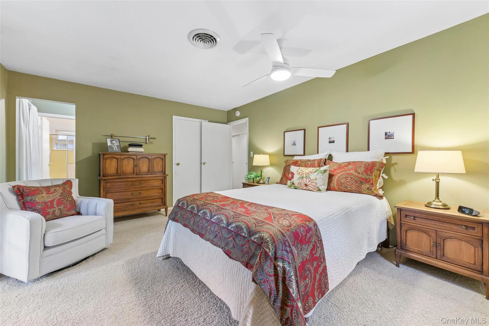 14 Mont Avenue, Huntington, NY, 4 Bedrooms Bedrooms, 9 Rooms Rooms,2 BathroomsBathrooms,Residential,For Rent,Mont,0,1028241 14 Mont Avenue, Huntington, NY, 4 Bedrooms Bedrooms, 9 Rooms Rooms,2 BathroomsBathrooms,Residential,For Rent,Mont,0,1028241