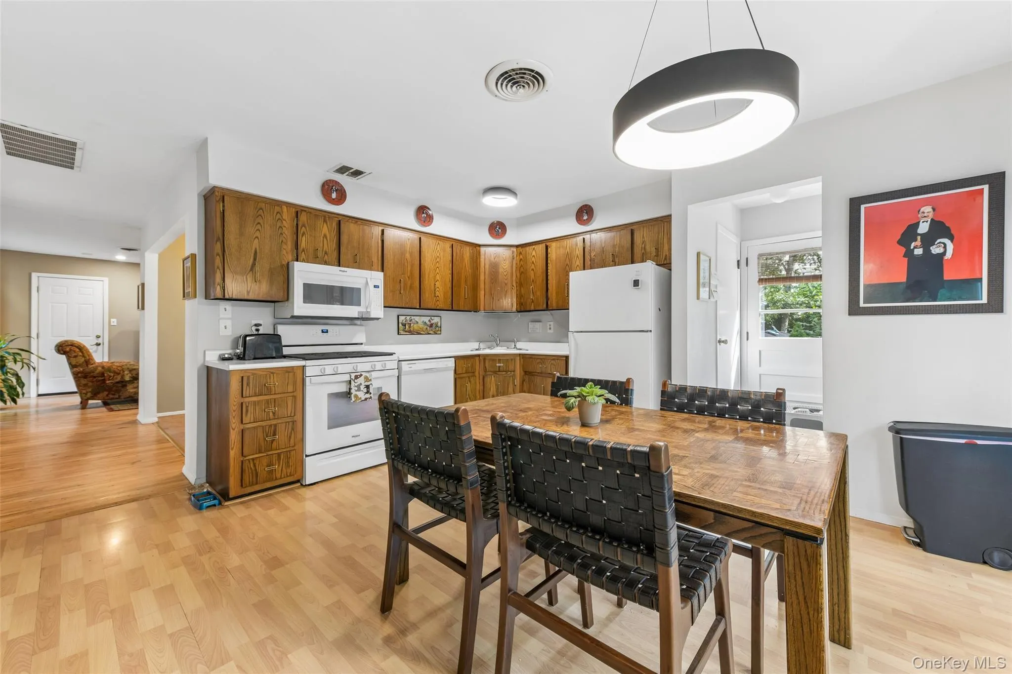 14 Mont Avenue, Huntington, NY, 4 Bedrooms Bedrooms, 9 Rooms Rooms,2 BathroomsBathrooms,Residential,For Rent,Mont,0,1028241 14 Mont Avenue, Huntington, NY, 4 Bedrooms Bedrooms, 9 Rooms Rooms,2 BathroomsBathrooms,Residential,For Rent,Mont,0,1028241