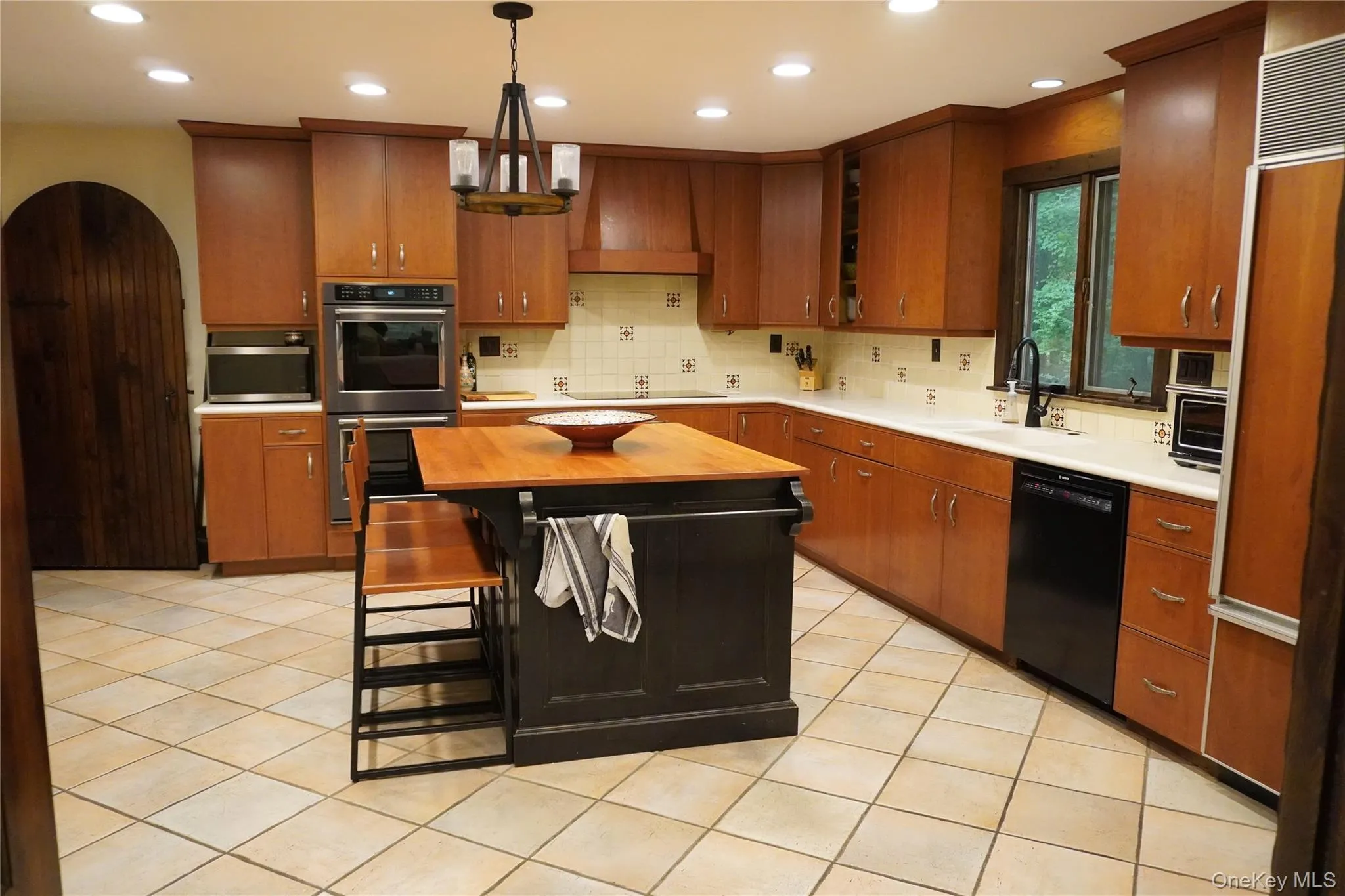 50 Pleasant Ridge Drive, Poughkeepsie (town), NY, 4 Bedrooms Bedrooms, 12 Rooms Rooms,3 BathroomsBathrooms,Residential,For Rent,Pleasant Ridge,0,1028249 50 Pleasant Ridge Drive, Poughkeepsie (town), NY, 4 Bedrooms Bedrooms, 12 Rooms Rooms,3 BathroomsBathrooms,Residential,For Rent,Pleasant Ridge,0,1028249