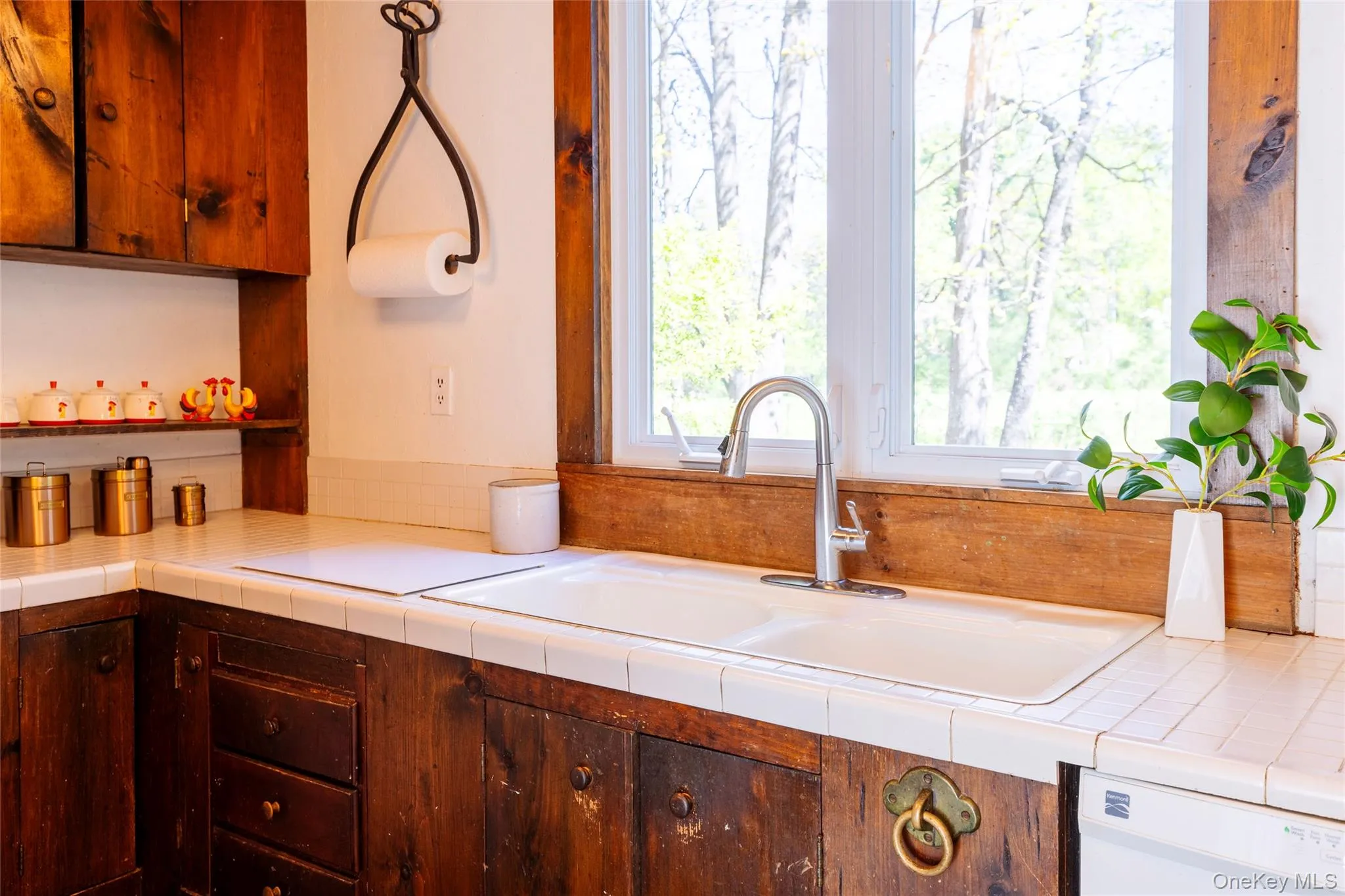 41 Wittenberg Road, Woodstock, NY, 3 Bedrooms Bedrooms, 9 Rooms Rooms,2 BathroomsBathrooms,Residential,For Rent,Wittenberg,0,1028250 41 Wittenberg Road, Woodstock, NY, 3 Bedrooms Bedrooms, 9 Rooms Rooms,2 BathroomsBathrooms,Residential,For Rent,Wittenberg,0,1028250
