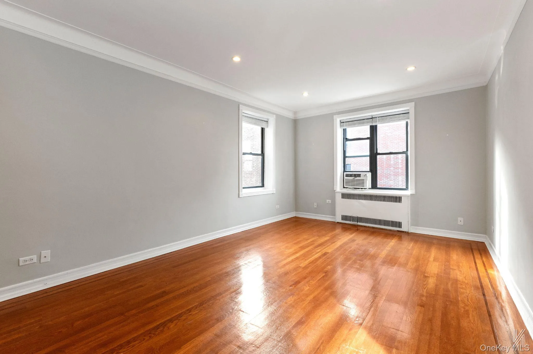 25-40 31st Avenue, New York, NY, 2 Bedrooms Bedrooms, 6 Rooms Rooms,2 BathroomsBathrooms,Residential,For Rent,31st,0,1028252 25-40 31st Avenue, New York, NY, 2 Bedrooms Bedrooms, 6 Rooms Rooms,2 BathroomsBathrooms,Residential,For Rent,31st,0,1028252