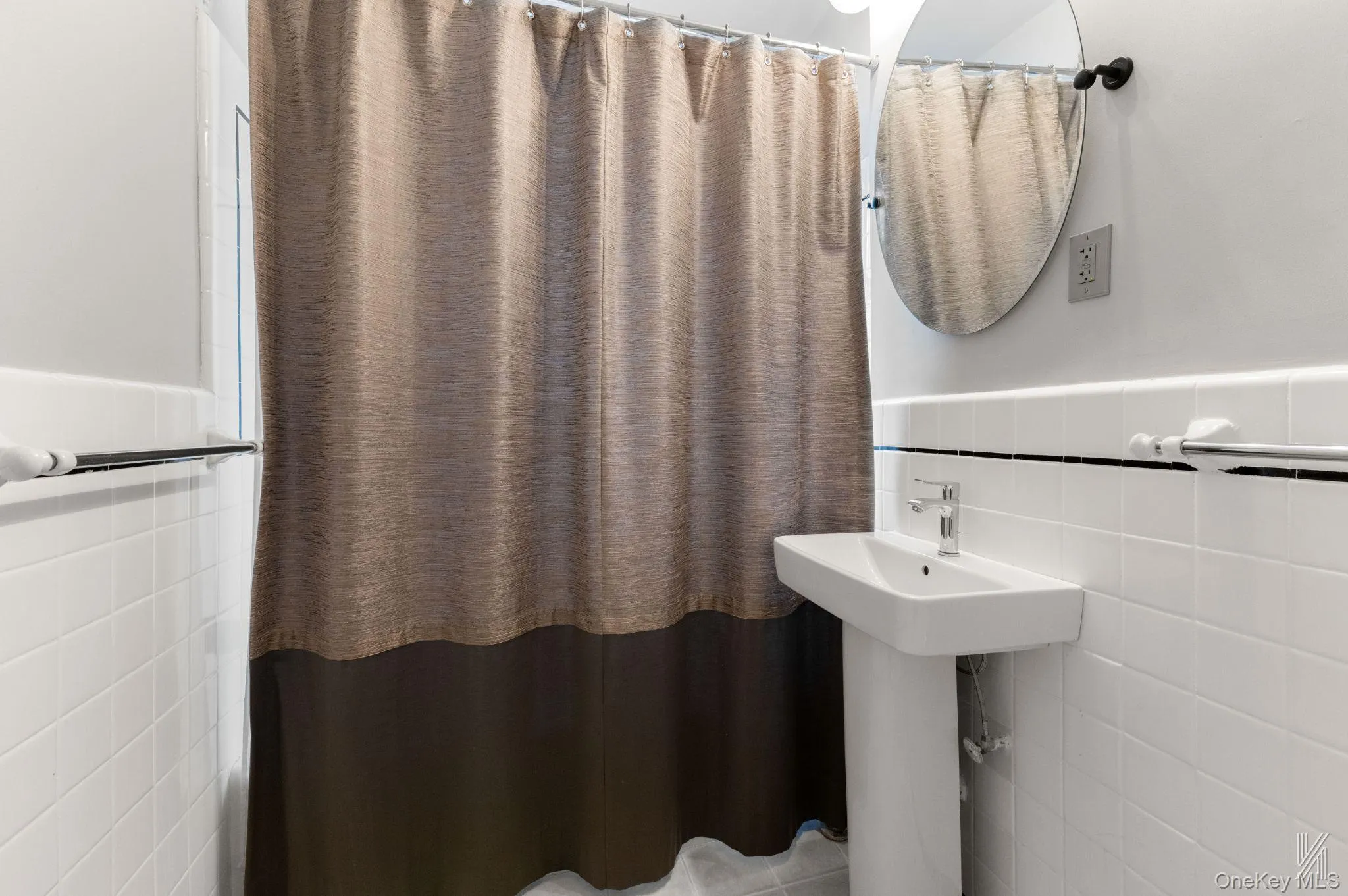 25-40 31st Avenue, New York, NY, 2 Bedrooms Bedrooms, 6 Rooms Rooms,2 BathroomsBathrooms,Residential,For Rent,31st,0,1028252 25-40 31st Avenue, New York, NY, 2 Bedrooms Bedrooms, 6 Rooms Rooms,2 BathroomsBathrooms,Residential,For Rent,31st,0,1028252