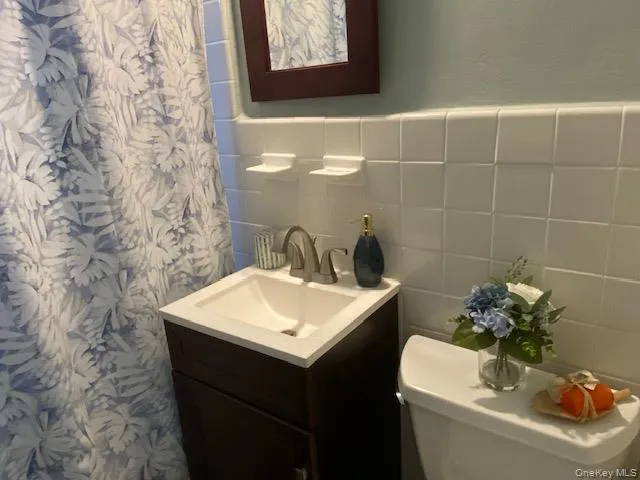 71-39 260th Street, New York, NY, 1 Bedroom Bedrooms, 3 Rooms Rooms,1 BathroomBathrooms,Residential,For Rent,260th,0,1028254 71-39 260th Street, New York, NY, 1 Bedroom Bedrooms, 3 Rooms Rooms,1 BathroomBathrooms,Residential,For Rent,260th,0,1028254