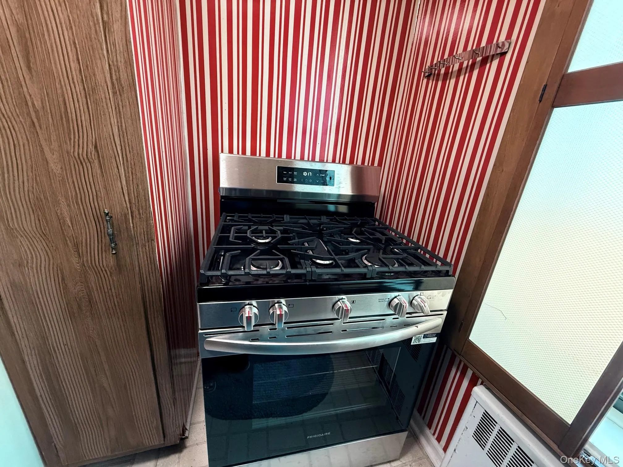 83-25 98th Street, New York, NY, 2 Bedrooms Bedrooms, 5 Rooms Rooms,1 BathroomBathrooms,Residential,For Rent,98th,0,1028263 83-25 98th Street, New York, NY, 2 Bedrooms Bedrooms, 5 Rooms Rooms,1 BathroomBathrooms,Residential,For Rent,98th,0,1028263