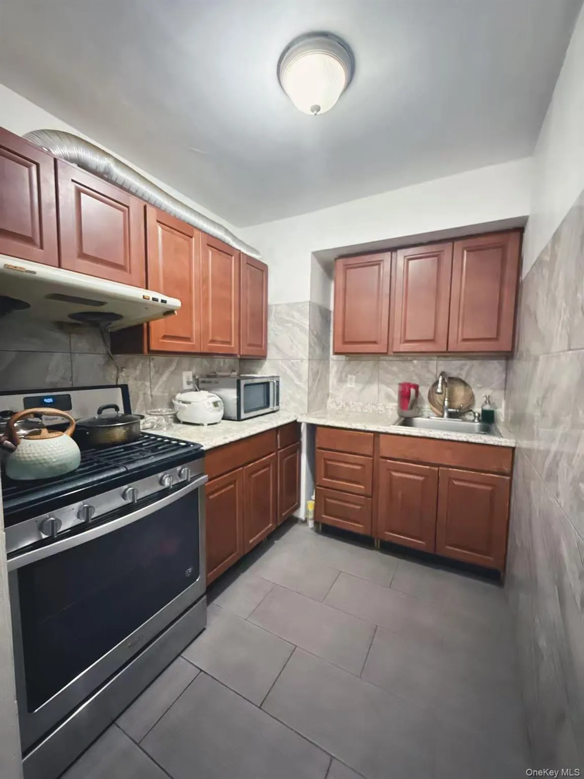 5803 Calloway Street, New York, NY, 1 Bedroom Bedrooms, 4 Rooms Rooms,1 BathroomBathrooms,Residential,For Rent,Calloway,0,1028264 5803 Calloway Street, New York, NY, 1 Bedroom Bedrooms, 4 Rooms Rooms,1 BathroomBathrooms,Residential,For Rent,Calloway,0,1028264