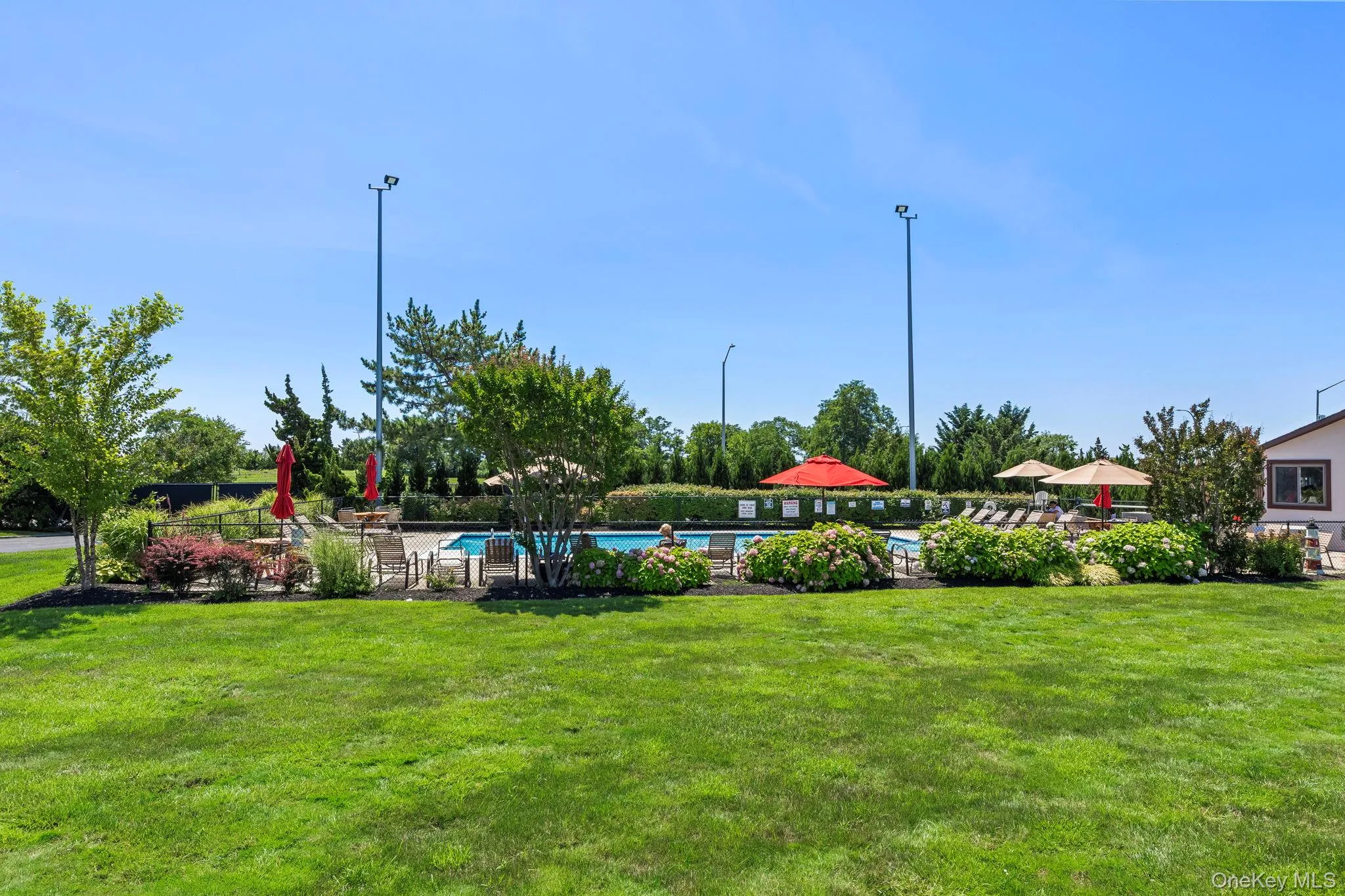 1 Anchorage Way, Hempstead, NY, 1 Bedroom Bedrooms, 5 Rooms Rooms,1 BathroomBathrooms,Residential,For Rent,Anchorage,0,1028266 1 Anchorage Way, Hempstead, NY, 1 Bedroom Bedrooms, 5 Rooms Rooms,1 BathroomBathrooms,Residential,For Rent,Anchorage,0,1028266