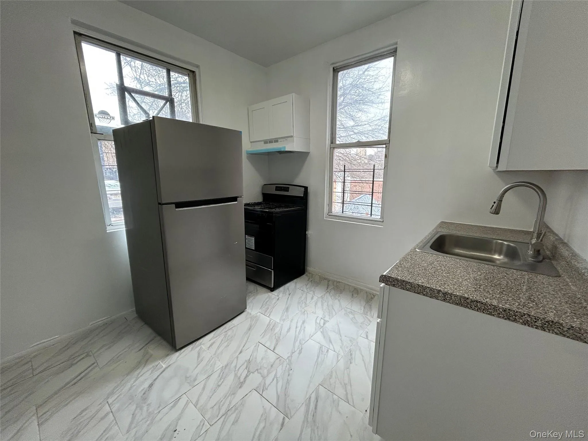 1819 Palisade Place, New York, NY, 3 Bedrooms Bedrooms, 5 Rooms Rooms,1 BathroomBathrooms,Residential Lease,For Rent,Palisade,0,1028267 1819 Palisade Place, New York, NY, 3 Bedrooms Bedrooms, 5 Rooms Rooms,1 BathroomBathrooms,Residential Lease,For Rent,Palisade,0,1028267