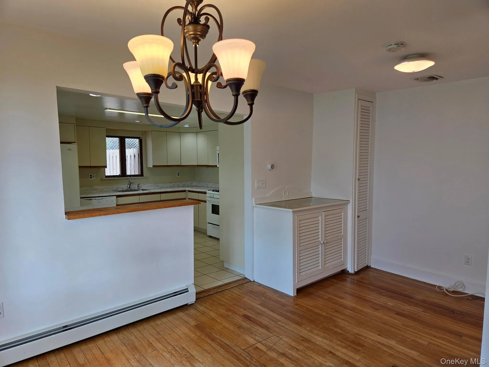 59 Beach Road, Stony Point, NY, 2 Bedrooms Bedrooms, 7 Rooms Rooms,2 BathroomsBathrooms,Residential Lease,For Rent,Beach,0,1028268 59 Beach Road, Stony Point, NY, 2 Bedrooms Bedrooms, 7 Rooms Rooms,2 BathroomsBathrooms,Residential Lease,For Rent,Beach,0,1028268