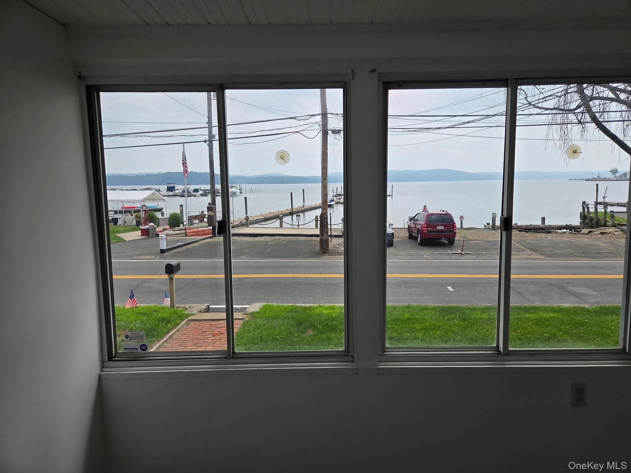 59 Beach Road, Stony Point, NY, 2 Bedrooms Bedrooms, 7 Rooms Rooms,2 BathroomsBathrooms,Residential Lease,For Rent,Beach,0,1028268 59 Beach Road, Stony Point, NY, 2 Bedrooms Bedrooms, 7 Rooms Rooms,2 BathroomsBathrooms,Residential Lease,For Rent,Beach,0,1028268