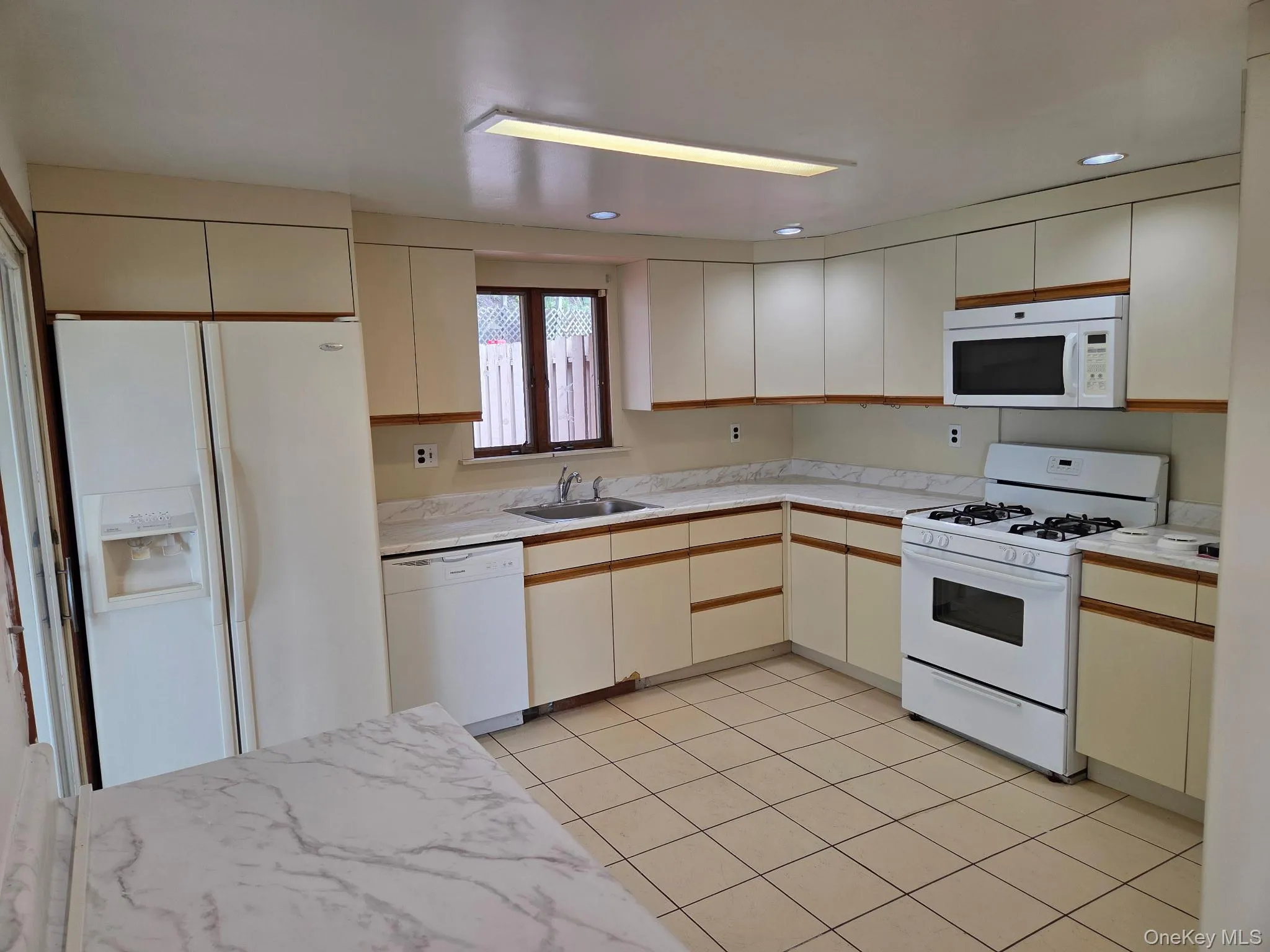 59 Beach Road, Stony Point, NY, 2 Bedrooms Bedrooms, 7 Rooms Rooms,2 BathroomsBathrooms,Residential Lease,For Rent,Beach,0,1028268 59 Beach Road, Stony Point, NY, 2 Bedrooms Bedrooms, 7 Rooms Rooms,2 BathroomsBathrooms,Residential Lease,For Rent,Beach,0,1028268