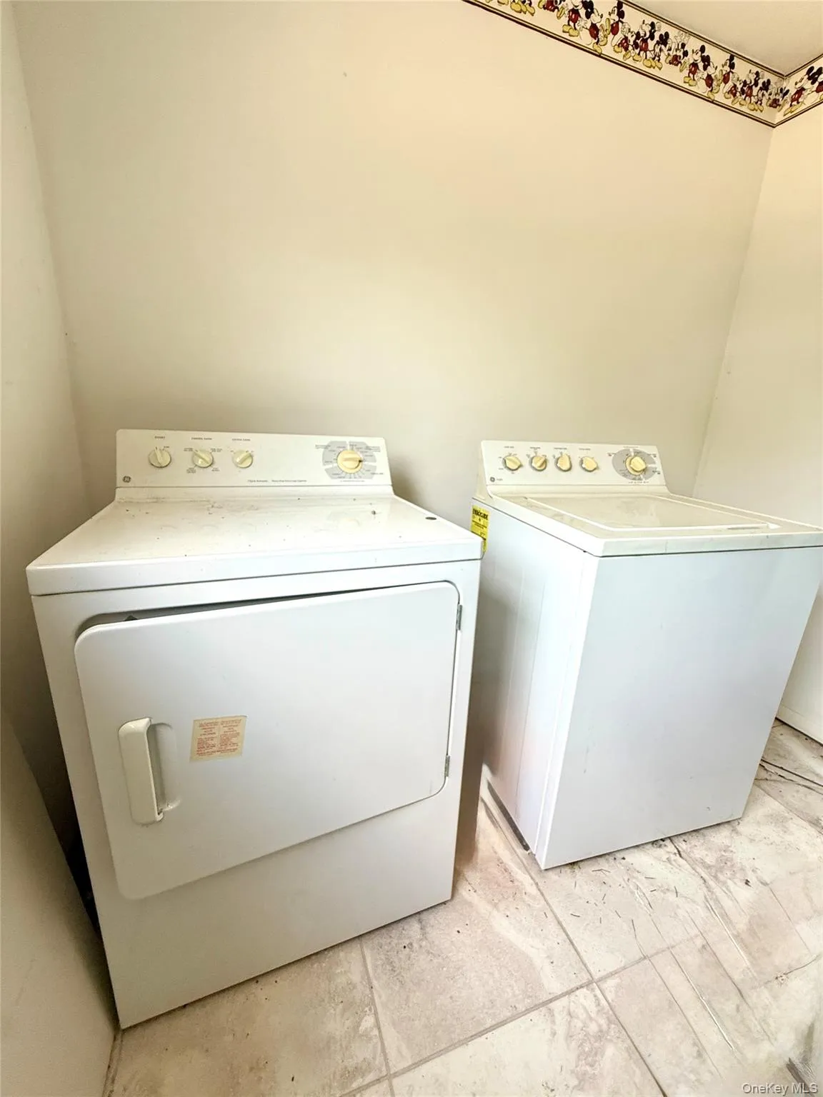 411 Mayflower Avenue, Islip, NY, 5 Bedrooms Bedrooms, 9 Rooms Rooms,3 BathroomsBathrooms,Residential,For Rent,Mayflower,0,1028270 411 Mayflower Avenue, Islip, NY, 5 Bedrooms Bedrooms, 9 Rooms Rooms,3 BathroomsBathrooms,Residential,For Rent,Mayflower,0,1028270