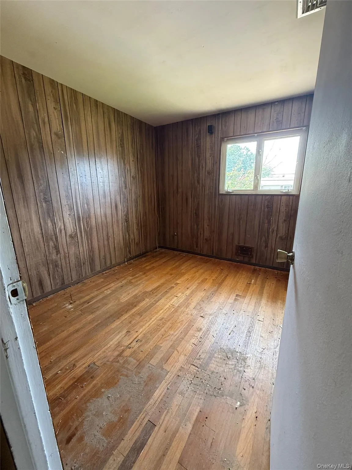 411 Mayflower Avenue, Islip, NY, 5 Bedrooms Bedrooms, 9 Rooms Rooms,3 BathroomsBathrooms,Residential,For Rent,Mayflower,0,1028270 411 Mayflower Avenue, Islip, NY, 5 Bedrooms Bedrooms, 9 Rooms Rooms,3 BathroomsBathrooms,Residential,For Rent,Mayflower,0,1028270