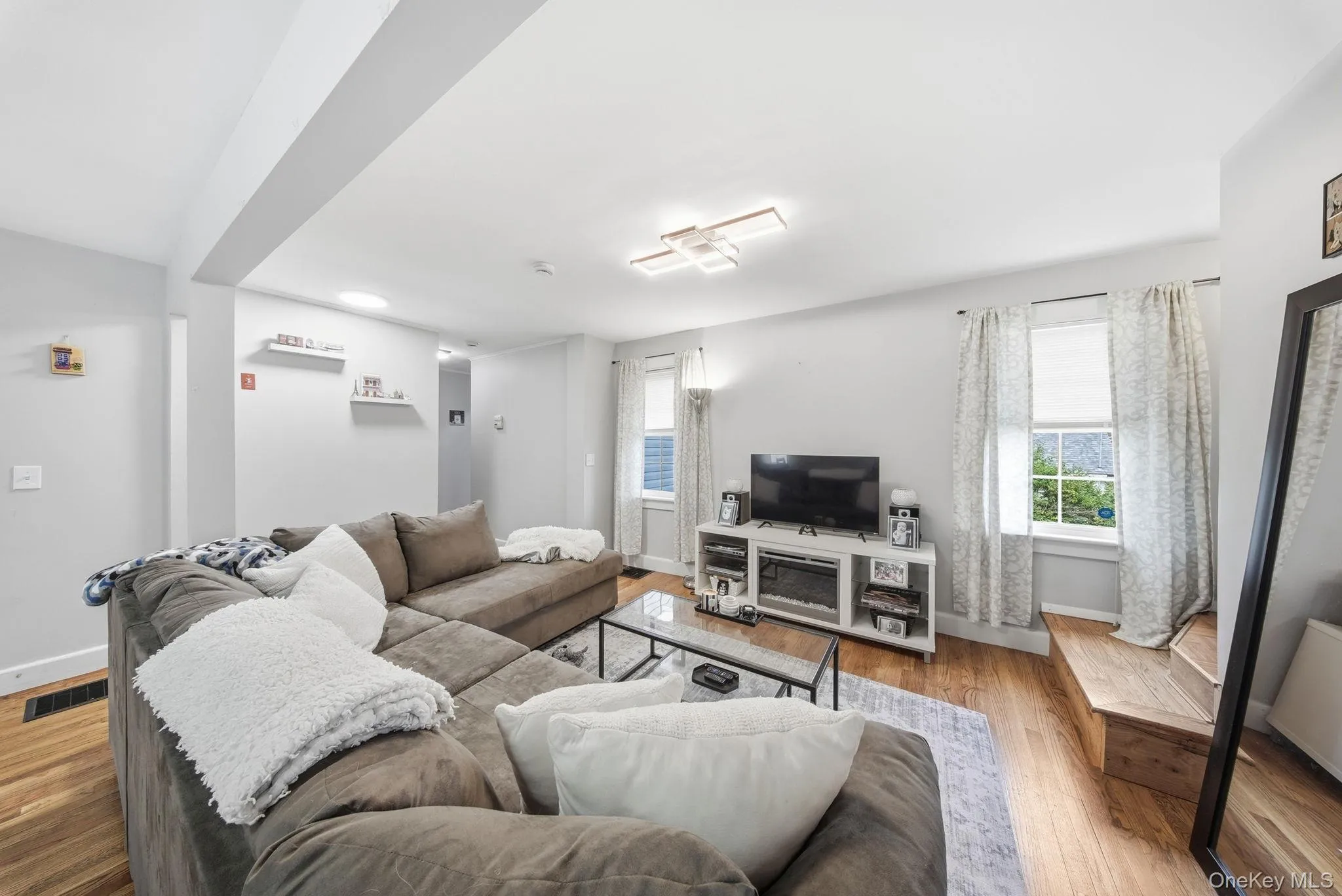 124 Bower Road, Poughkeepsie (town), NY, 2 Bedrooms Bedrooms, 7 Rooms Rooms,1 BathroomBathrooms,Residential,For Rent,Bower,0,1028273 124 Bower Road, Poughkeepsie (town), NY, 2 Bedrooms Bedrooms, 7 Rooms Rooms,1 BathroomBathrooms,Residential,For Rent,Bower,0,1028273