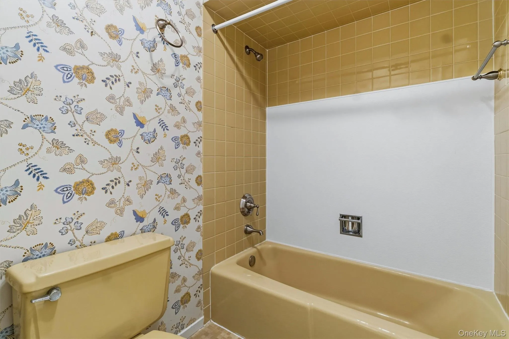 12 Heritage Hills, Somers, NY, 2 Bedrooms Bedrooms, 6 Rooms Rooms,2 BathroomsBathrooms,Residential,For Rent,Heritage,0,1028275 12 Heritage Hills, Somers, NY, 2 Bedrooms Bedrooms, 6 Rooms Rooms,2 BathroomsBathrooms,Residential,For Rent,Heritage,0,1028275