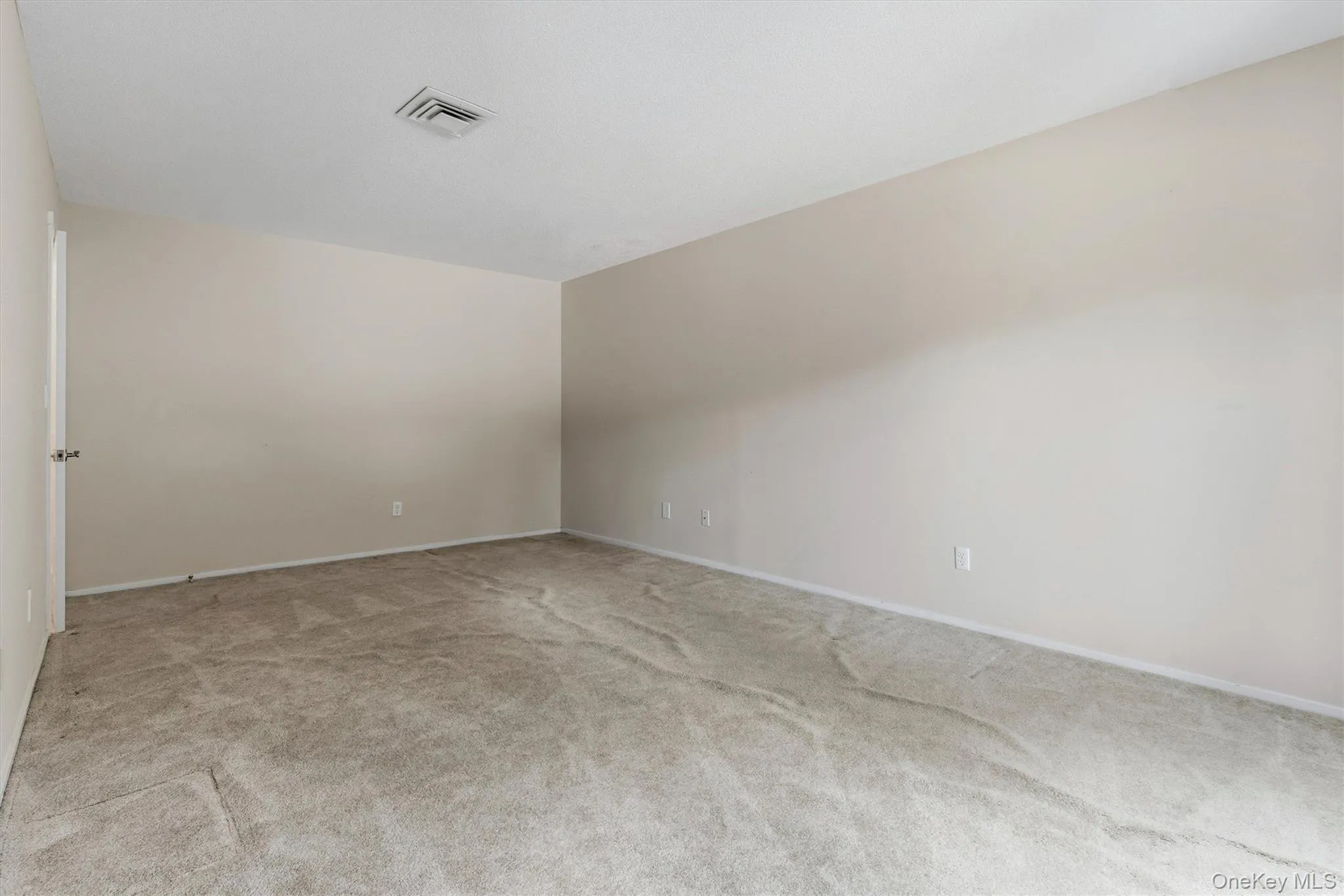12 Heritage Hills, Somers, NY, 2 Bedrooms Bedrooms, 6 Rooms Rooms,2 BathroomsBathrooms,Residential,For Rent,Heritage,0,1028275 12 Heritage Hills, Somers, NY, 2 Bedrooms Bedrooms, 6 Rooms Rooms,2 BathroomsBathrooms,Residential,For Rent,Heritage,0,1028275