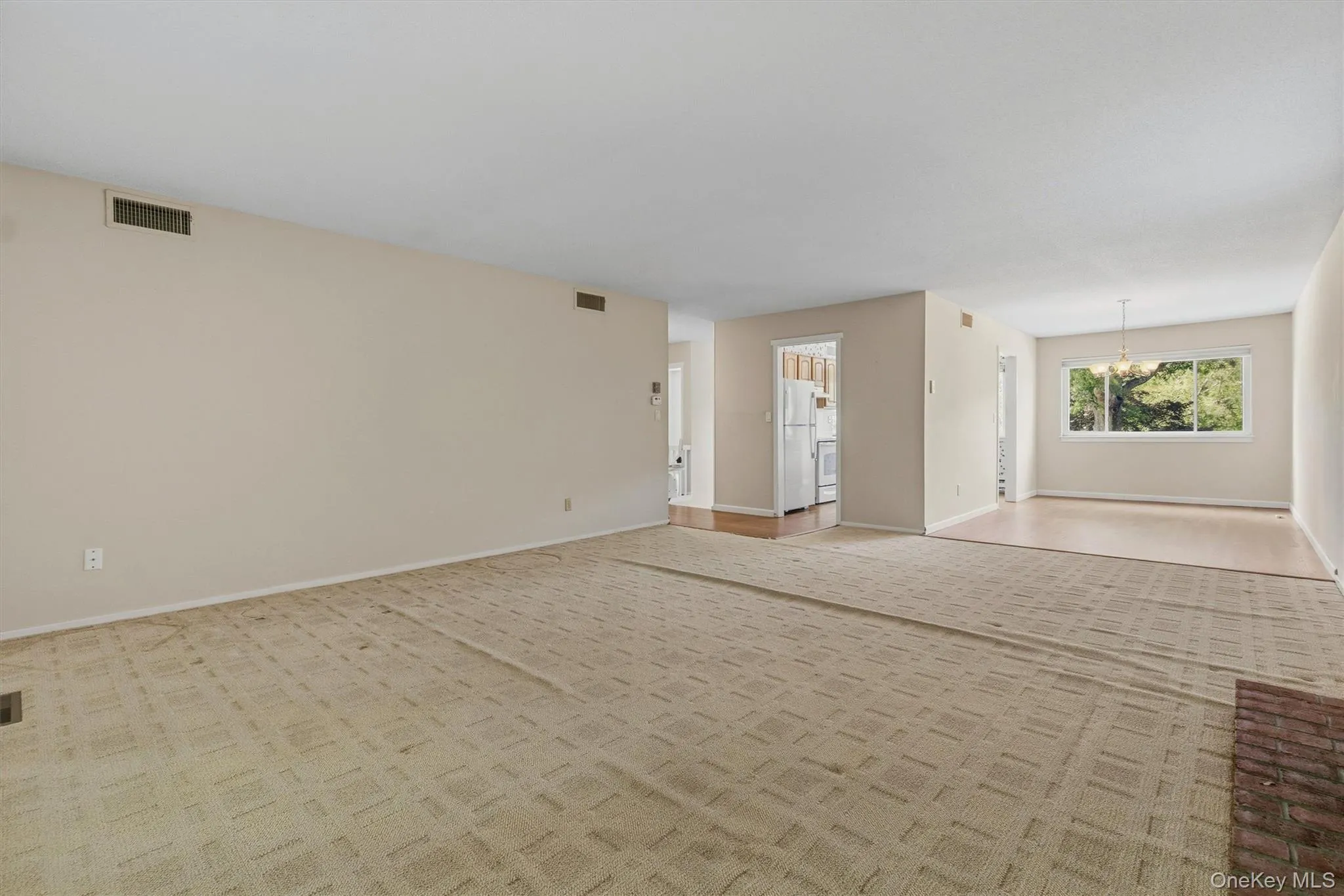12 Heritage Hills, Somers, NY, 2 Bedrooms Bedrooms, 6 Rooms Rooms,2 BathroomsBathrooms,Residential,For Rent,Heritage,0,1028275 12 Heritage Hills, Somers, NY, 2 Bedrooms Bedrooms, 6 Rooms Rooms,2 BathroomsBathrooms,Residential,For Rent,Heritage,0,1028275