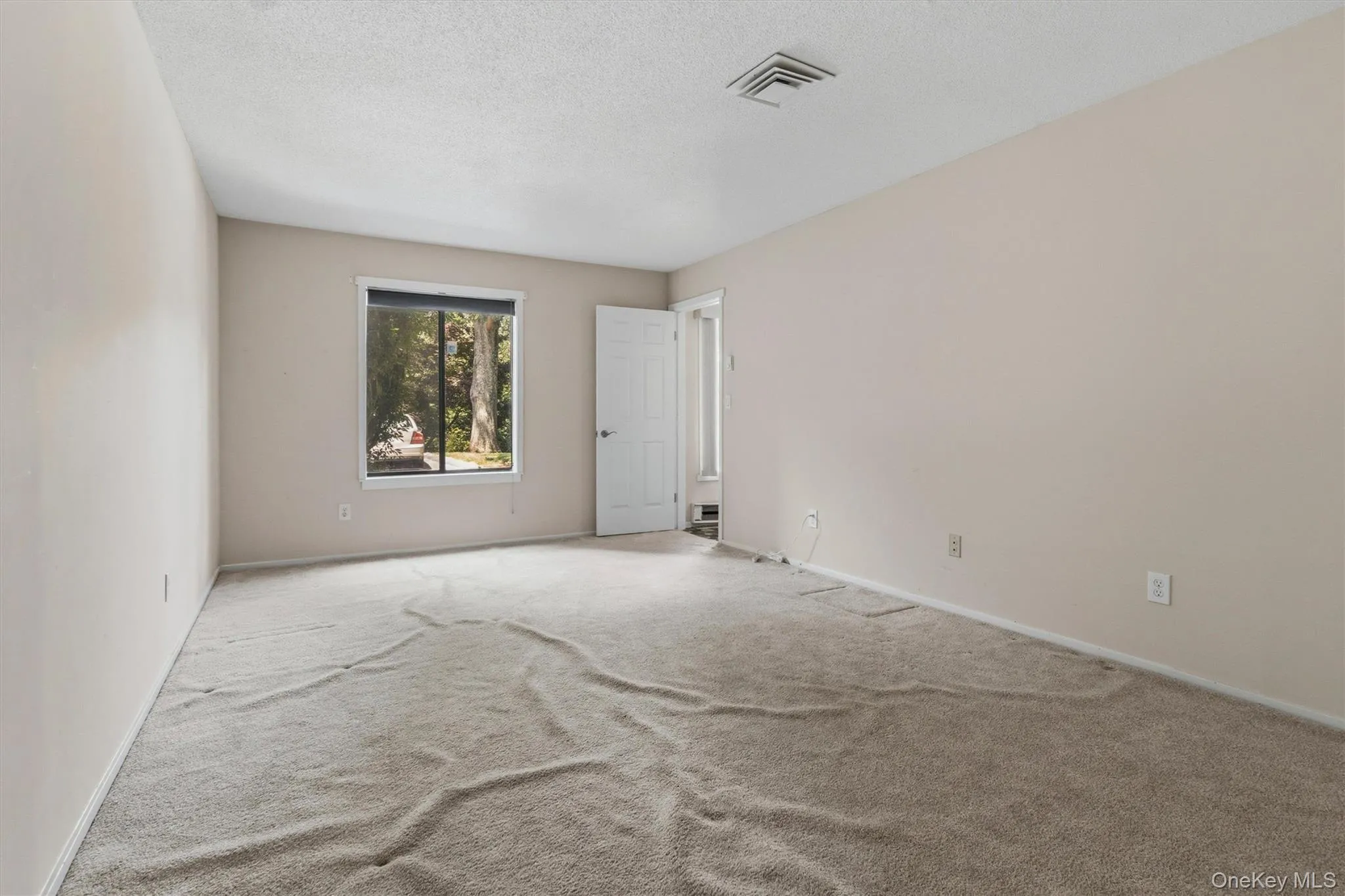 12 Heritage Hills, Somers, NY, 2 Bedrooms Bedrooms, 6 Rooms Rooms,2 BathroomsBathrooms,Residential,For Rent,Heritage,0,1028275 12 Heritage Hills, Somers, NY, 2 Bedrooms Bedrooms, 6 Rooms Rooms,2 BathroomsBathrooms,Residential,For Rent,Heritage,0,1028275