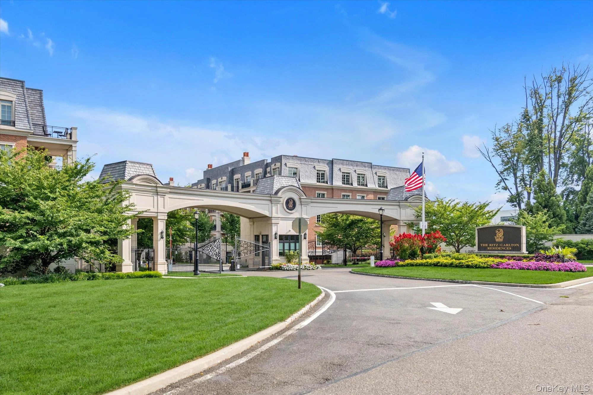3000 Royal Court, North Hempstead, NY, 2 Bedrooms Bedrooms, 6 Rooms Rooms,2 BathroomsBathrooms,Residential,For Rent,Royal,0,1028278 3000 Royal Court, North Hempstead, NY, 2 Bedrooms Bedrooms, 6 Rooms Rooms,2 BathroomsBathrooms,Residential,For Rent,Royal,0,1028278
