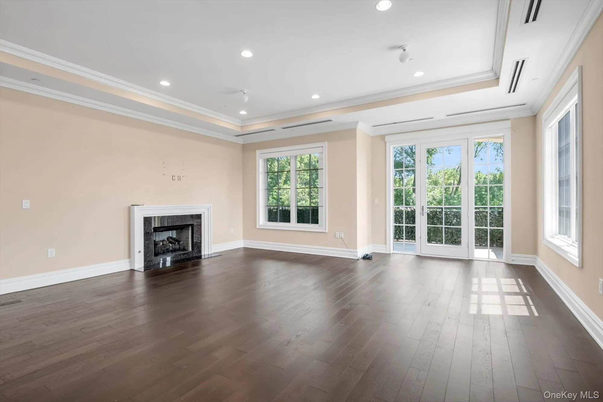 3000 Royal Court, North Hempstead, NY, 2 Bedrooms Bedrooms, 6 Rooms Rooms,2 BathroomsBathrooms,Residential,For Rent,Royal,0,1028278 3000 Royal Court, North Hempstead, NY, 2 Bedrooms Bedrooms, 6 Rooms Rooms,2 BathroomsBathrooms,Residential,For Rent,Royal,0,1028278
