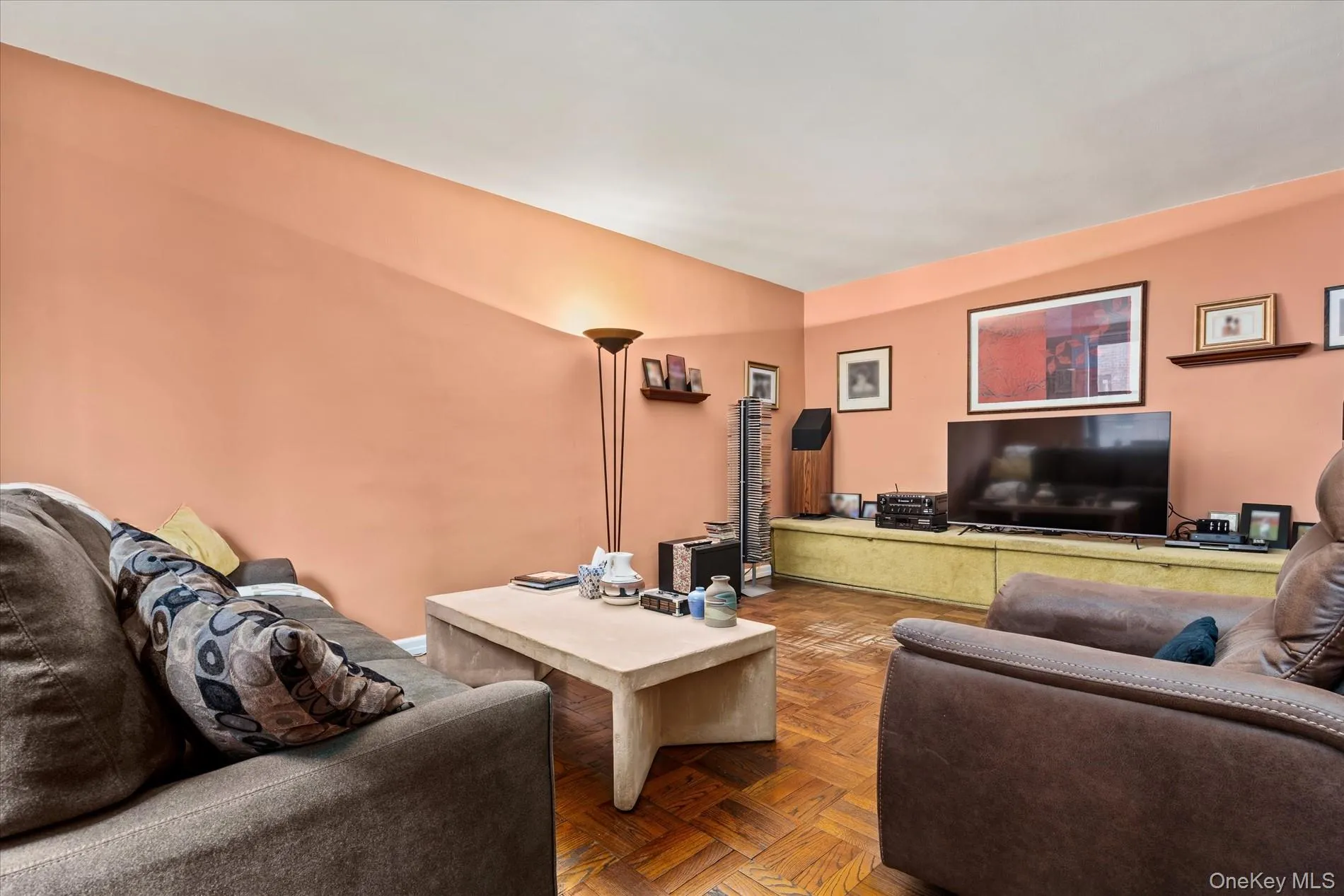 139-15 83rd Avenue, New York, NY, 3 Bedrooms Bedrooms, 6 Rooms Rooms,1 BathroomBathrooms,Residential,For Rent,83rd,0,1028285 139-15 83rd Avenue, New York, NY, 3 Bedrooms Bedrooms, 6 Rooms Rooms,1 BathroomBathrooms,Residential,For Rent,83rd,0,1028285