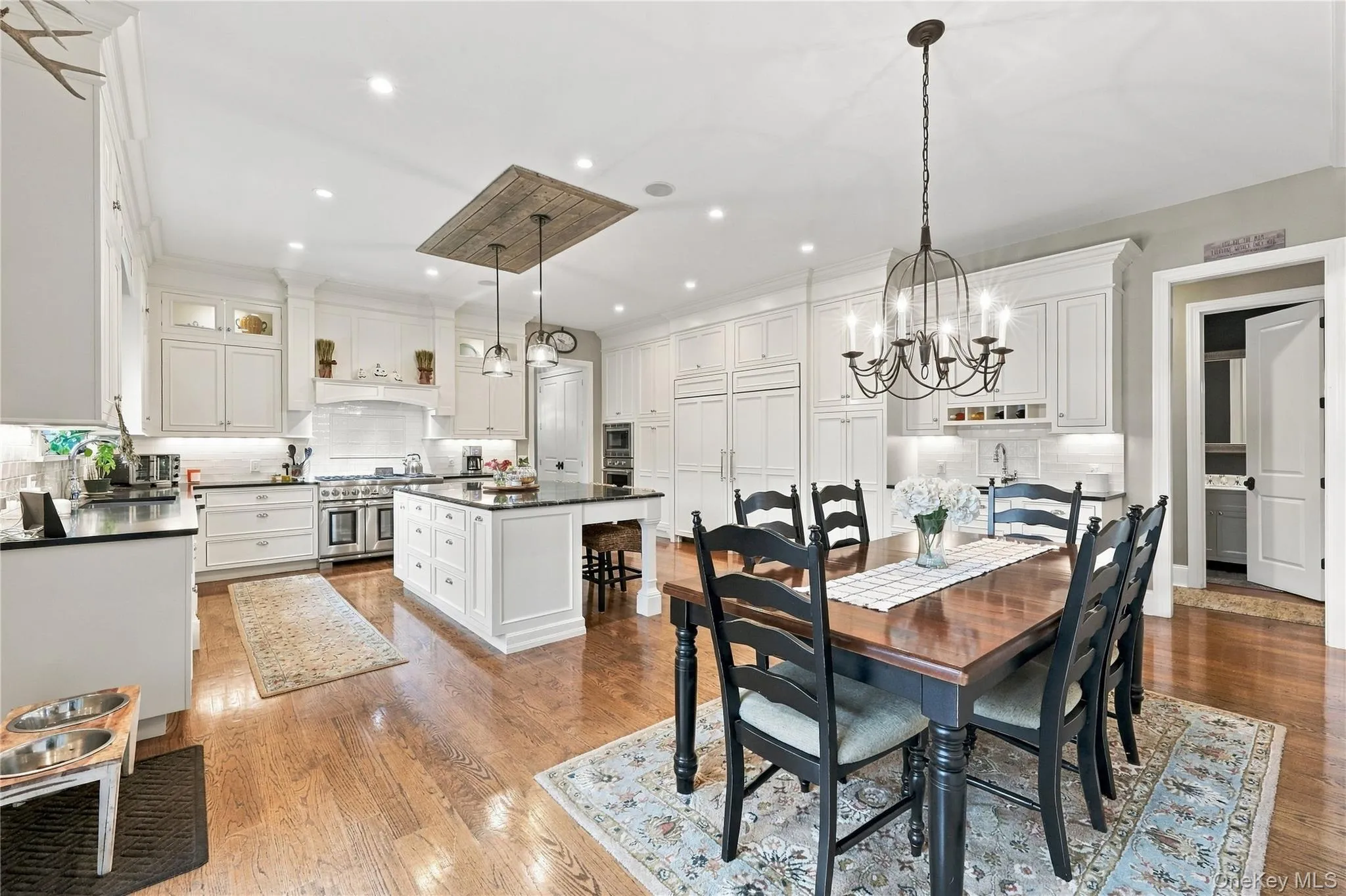 43 Shore Road, Southampton, NY, 4 Bedrooms Bedrooms, 8 Rooms Rooms,3 BathroomsBathrooms,Residential,For Rent,Shore,0,1028286 43 Shore Road, Southampton, NY, 4 Bedrooms Bedrooms, 8 Rooms Rooms,3 BathroomsBathrooms,Residential,For Rent,Shore,0,1028286