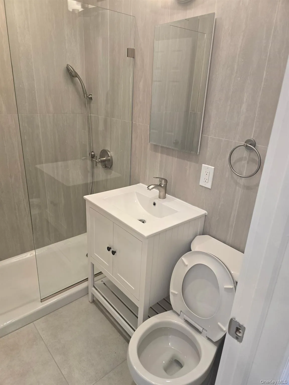 6077 55th Street, New York, NY, 1 Bedroom Bedrooms, 3 Rooms Rooms,1 BathroomBathrooms,Residential Lease,For Rent,55th,0,1028292 6077 55th Street, New York, NY, 1 Bedroom Bedrooms, 3 Rooms Rooms,1 BathroomBathrooms,Residential Lease,For Rent,55th,0,1028292