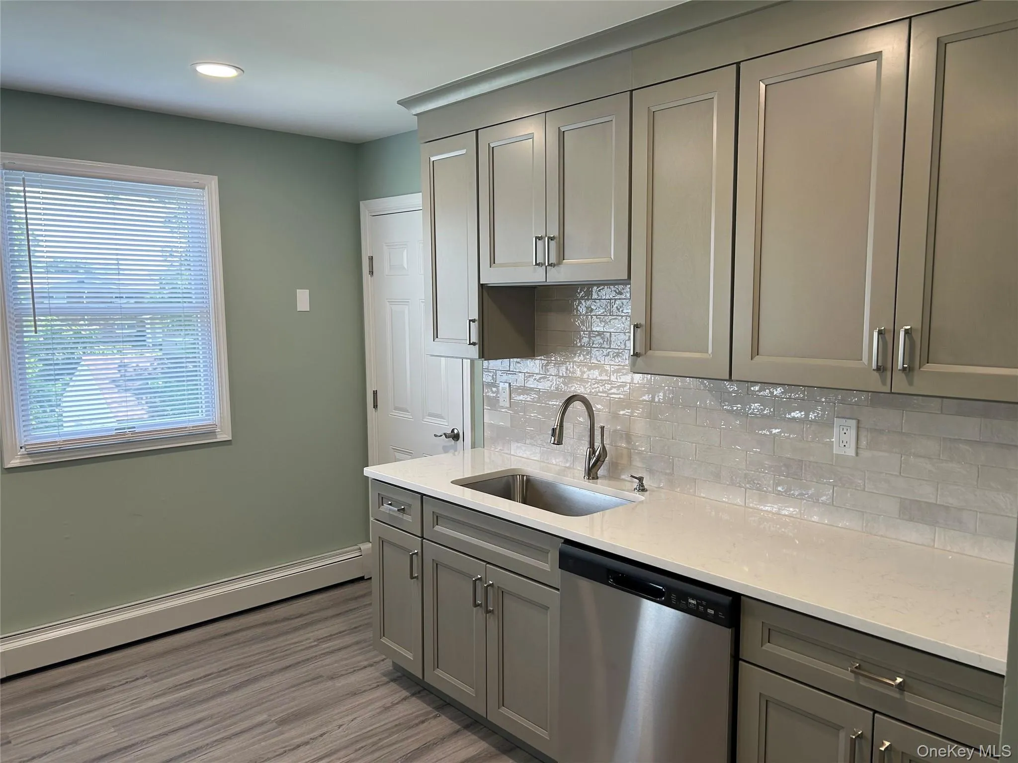 85 Ralph Avenue, Babylon, NY, 3 Bedrooms Bedrooms, 6 Rooms Rooms,2 BathroomsBathrooms,Residential Lease,For Rent,Ralph,0,1028298 85 Ralph Avenue, Babylon, NY, 3 Bedrooms Bedrooms, 6 Rooms Rooms,2 BathroomsBathrooms,Residential Lease,For Rent,Ralph,0,1028298