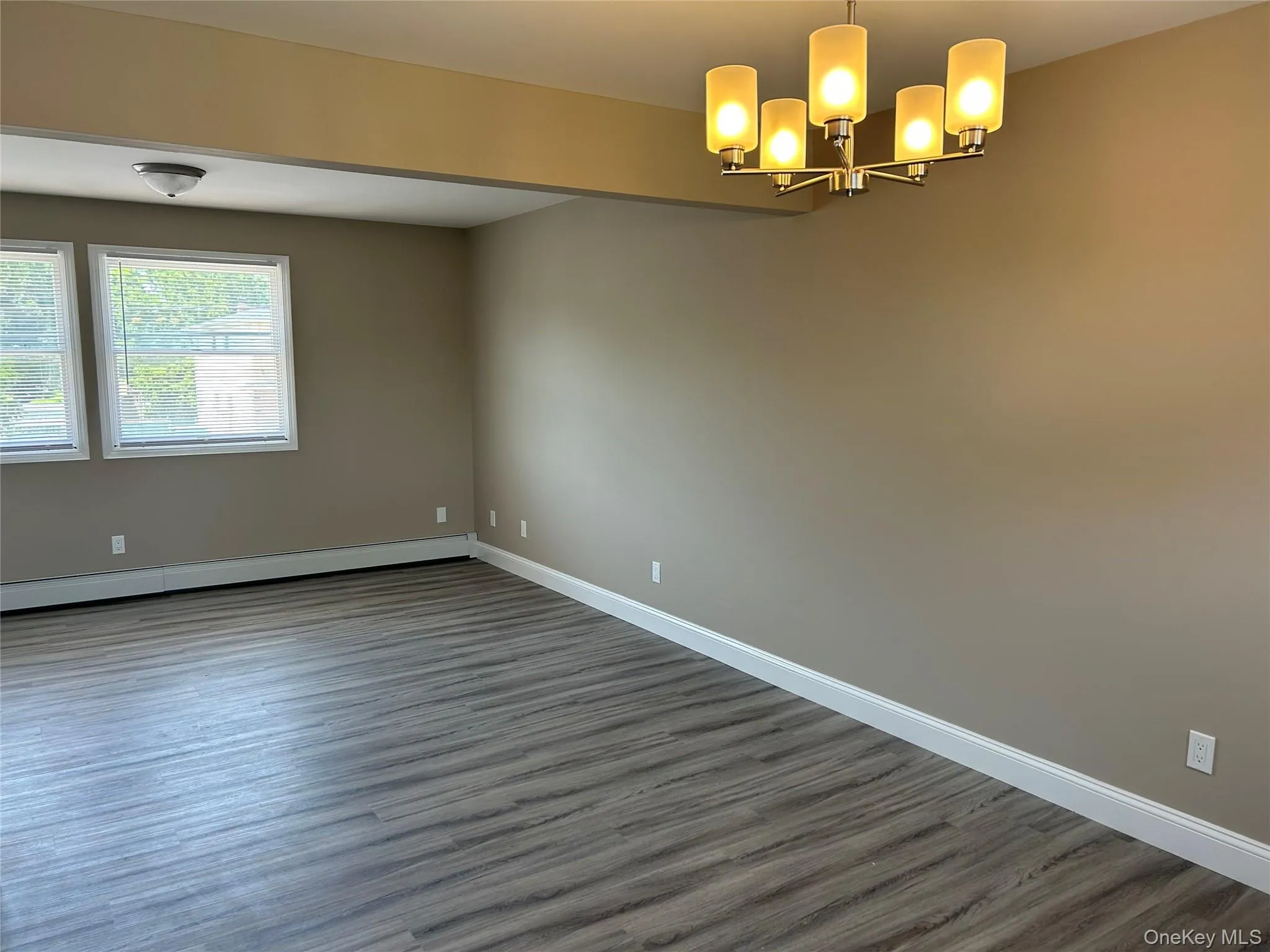 85 Ralph Avenue, Babylon, NY, 3 Bedrooms Bedrooms, 6 Rooms Rooms,2 BathroomsBathrooms,Residential Lease,For Rent,Ralph,0,1028298 85 Ralph Avenue, Babylon, NY, 3 Bedrooms Bedrooms, 6 Rooms Rooms,2 BathroomsBathrooms,Residential Lease,For Rent,Ralph,0,1028298