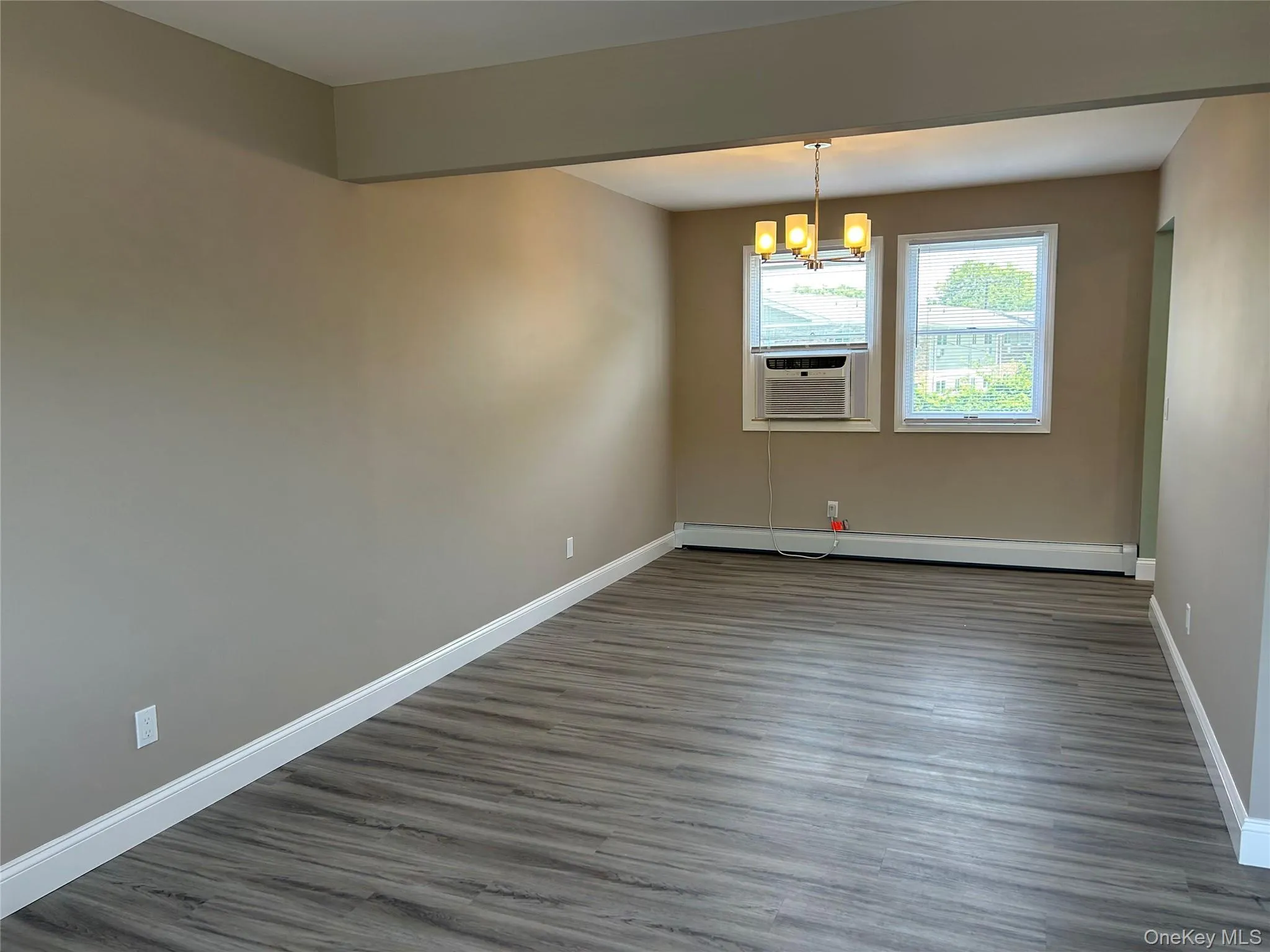 85 Ralph Avenue, Babylon, NY, 3 Bedrooms Bedrooms, 6 Rooms Rooms,2 BathroomsBathrooms,Residential Lease,For Rent,Ralph,0,1028298 85 Ralph Avenue, Babylon, NY, 3 Bedrooms Bedrooms, 6 Rooms Rooms,2 BathroomsBathrooms,Residential Lease,For Rent,Ralph,0,1028298