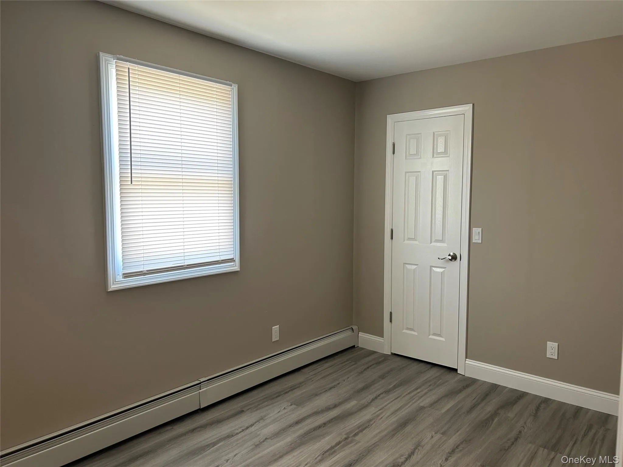 85 Ralph Avenue, Babylon, NY, 3 Bedrooms Bedrooms, 6 Rooms Rooms,2 BathroomsBathrooms,Residential Lease,For Rent,Ralph,0,1028298 85 Ralph Avenue, Babylon, NY, 3 Bedrooms Bedrooms, 6 Rooms Rooms,2 BathroomsBathrooms,Residential Lease,For Rent,Ralph,0,1028298